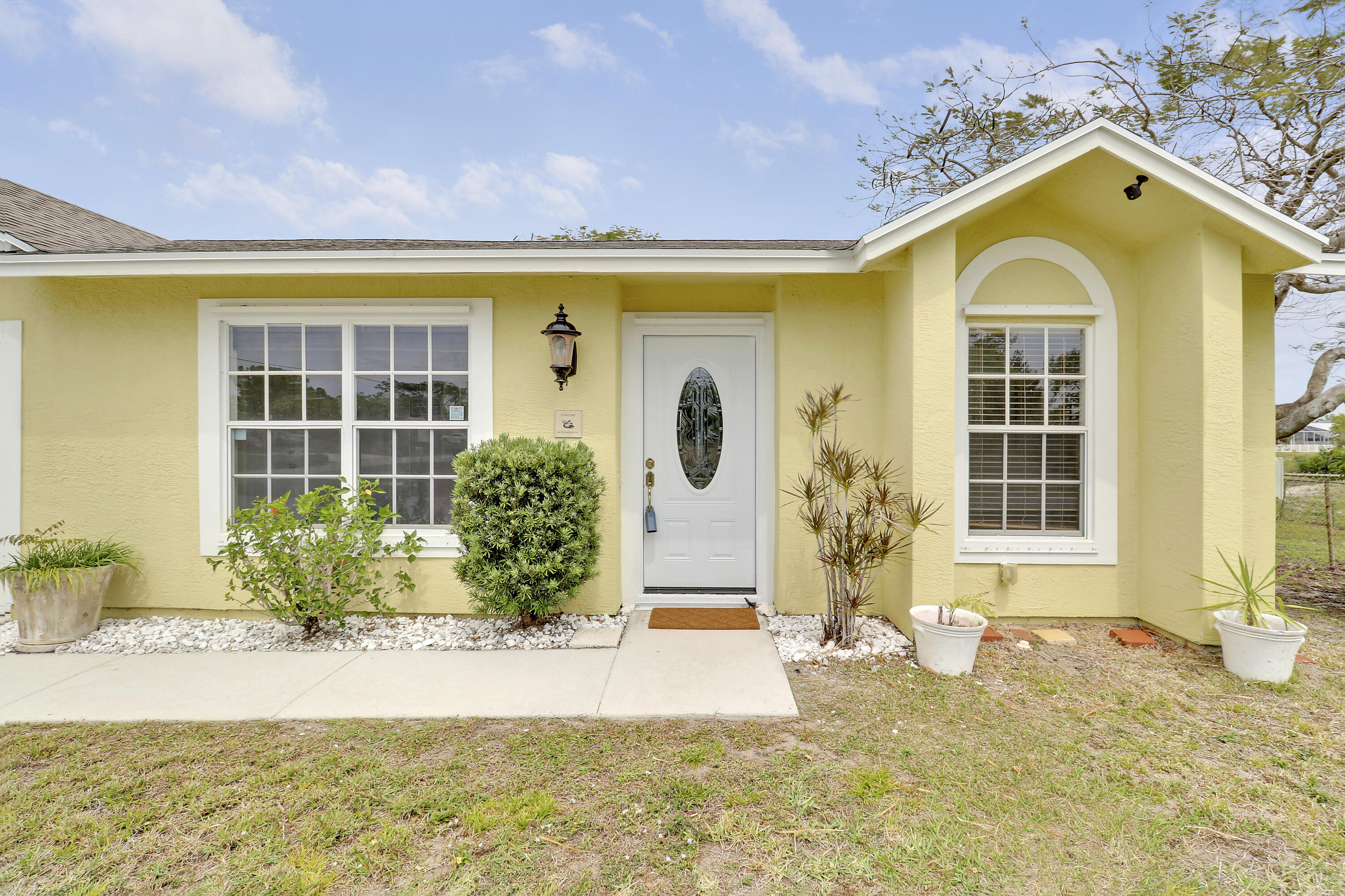 409 SW North Quick Circle, Port St. Lucie
