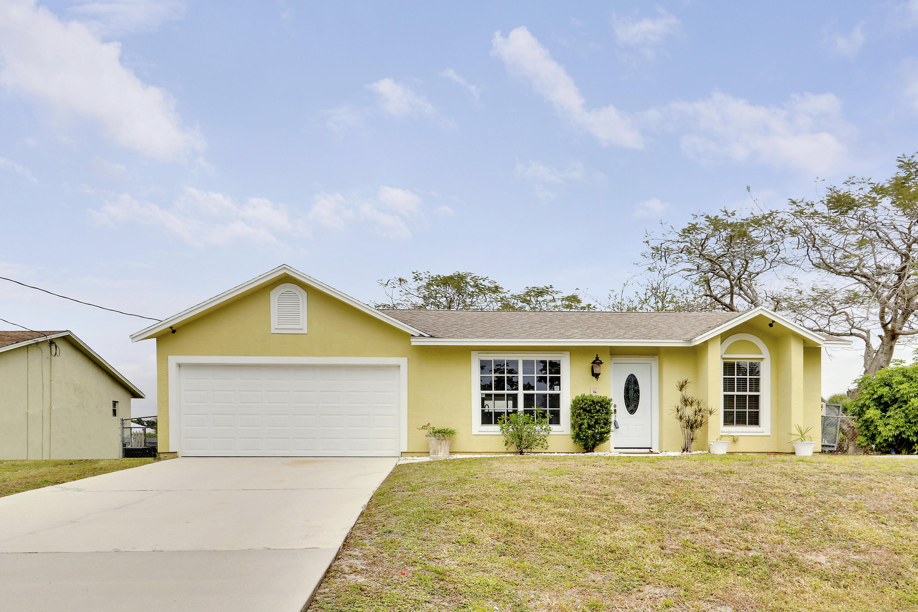409 SW North Quick Circle, Port St. Lucie
