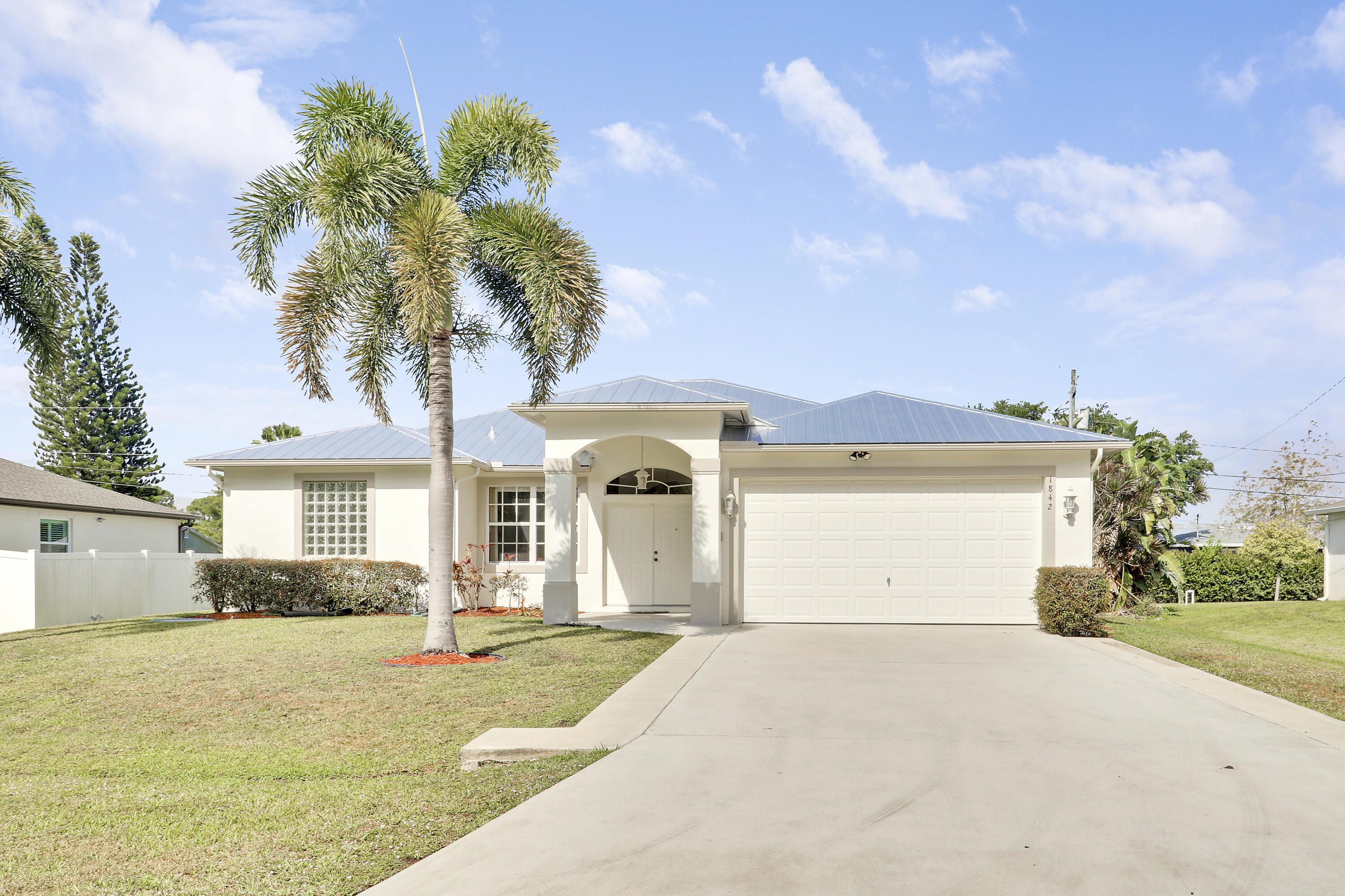 1842 SW Lennox Street, Port St. Lucie