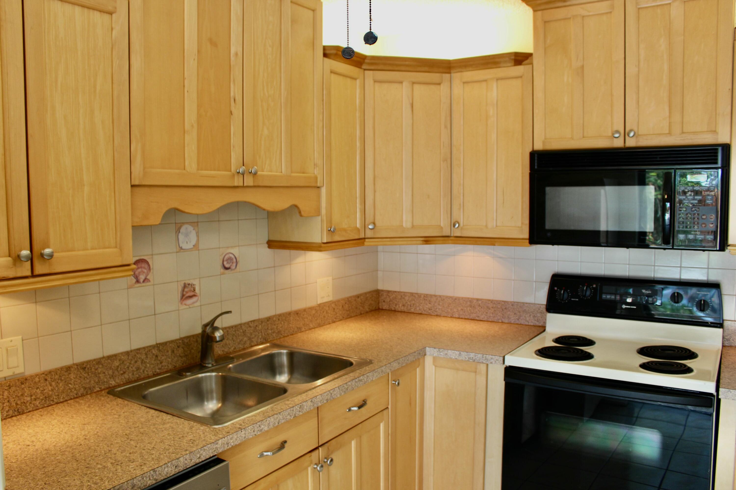 5820 SE Windsong Lane, Stuart