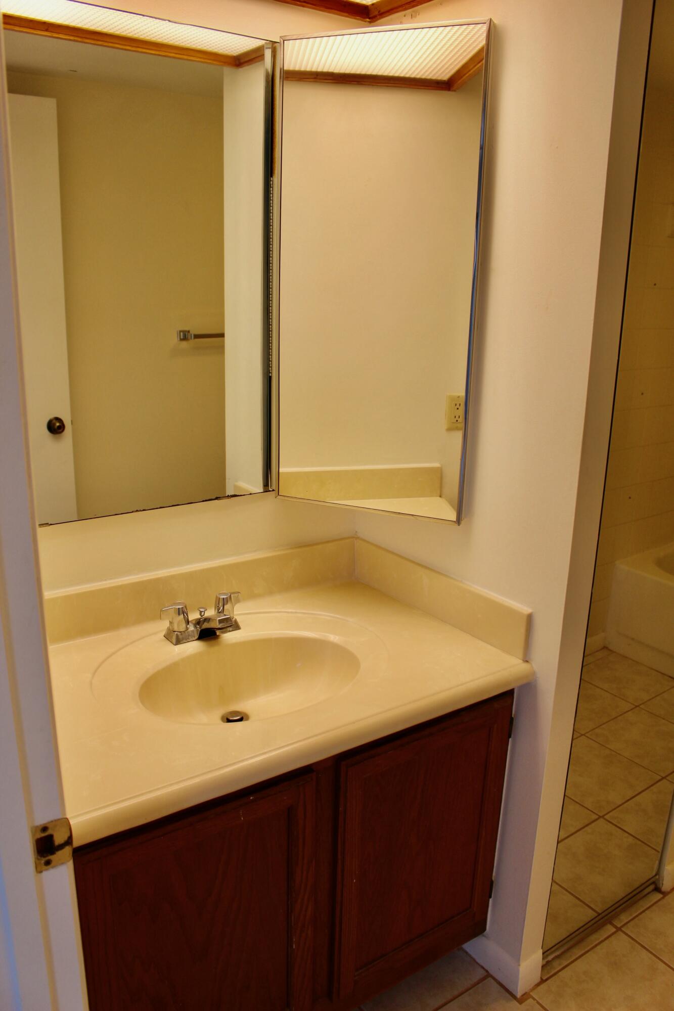 5820 SE Windsong Lane, Stuart