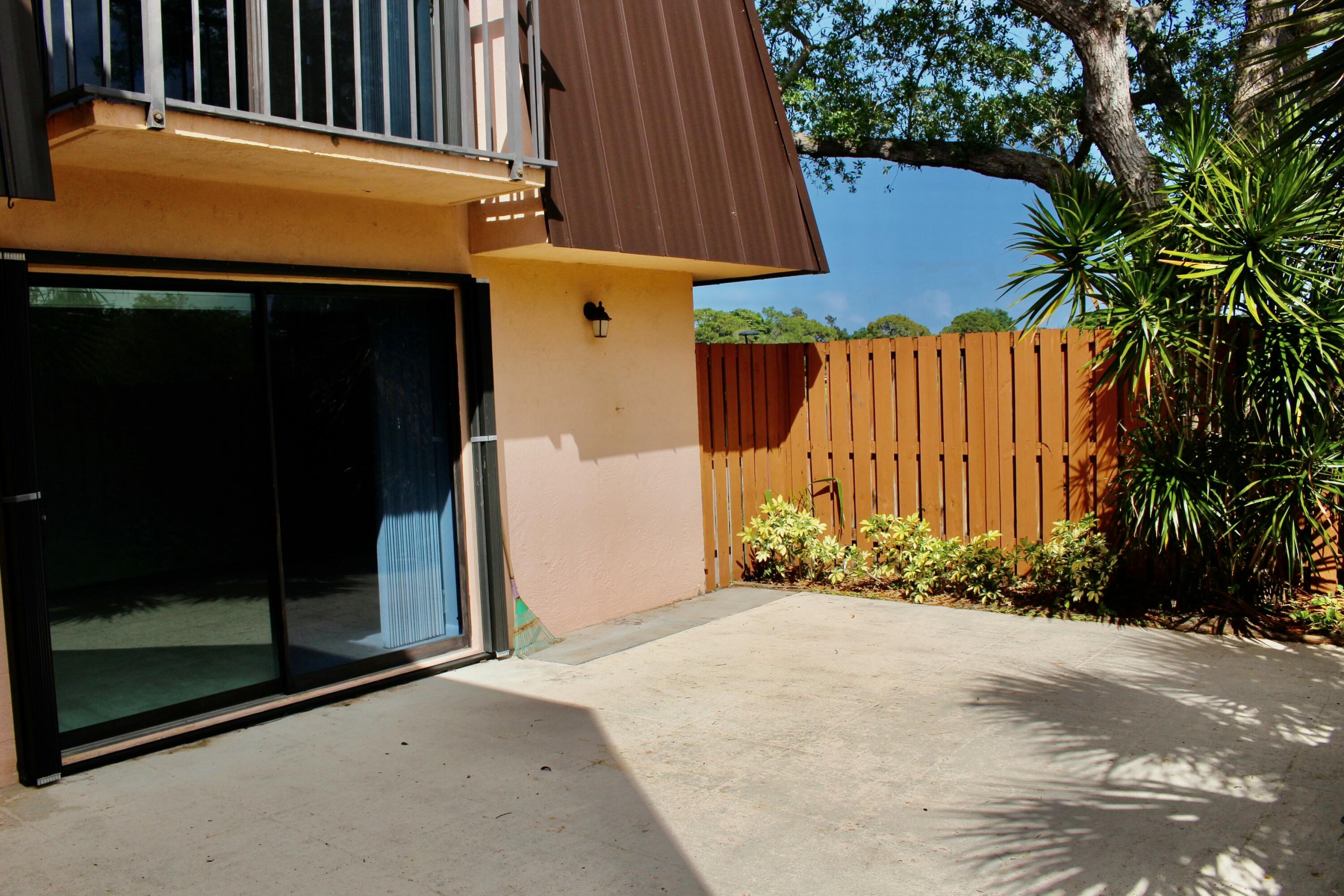 5820 SE Windsong Lane, Stuart