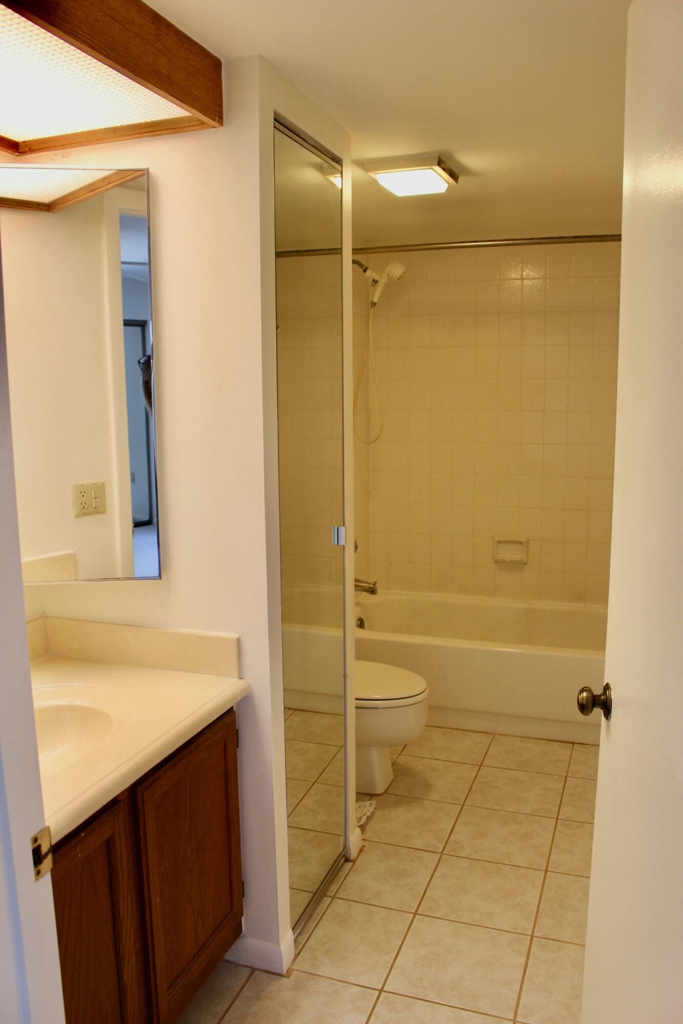 5820 SE Windsong Lane, Stuart