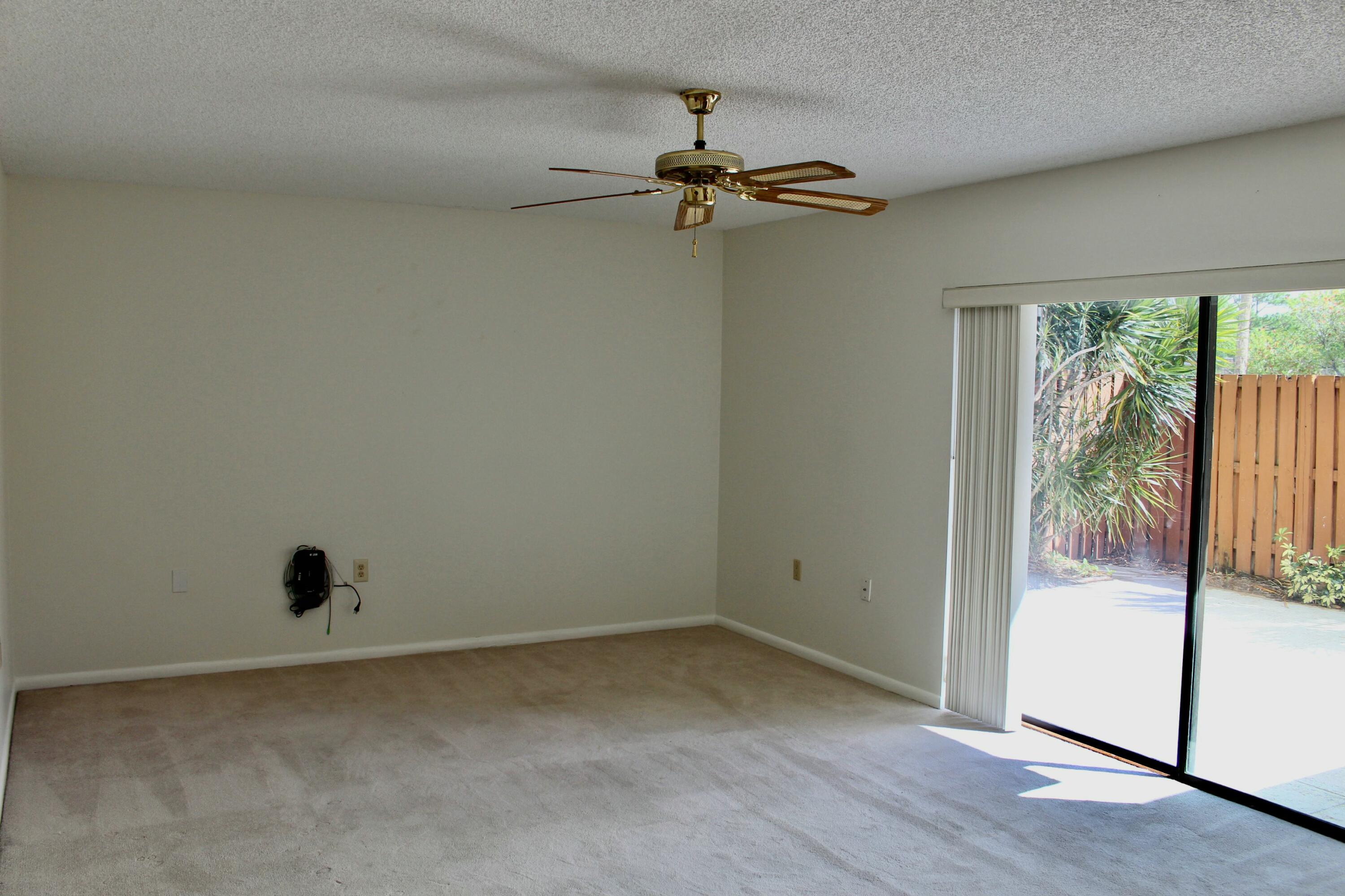 5820 SE Windsong Lane, Stuart