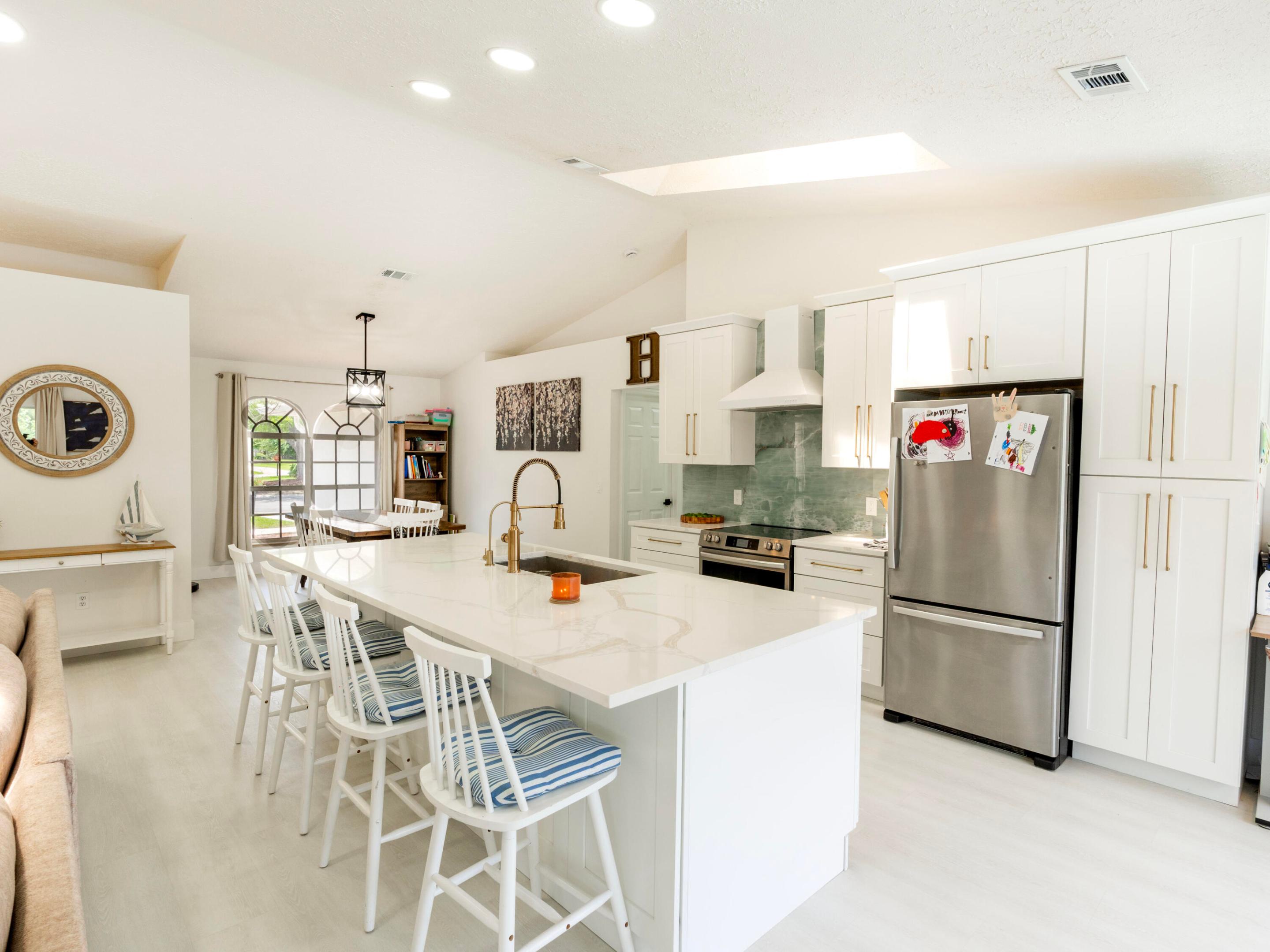 1123 SW Oak Hollow Court, Palm City