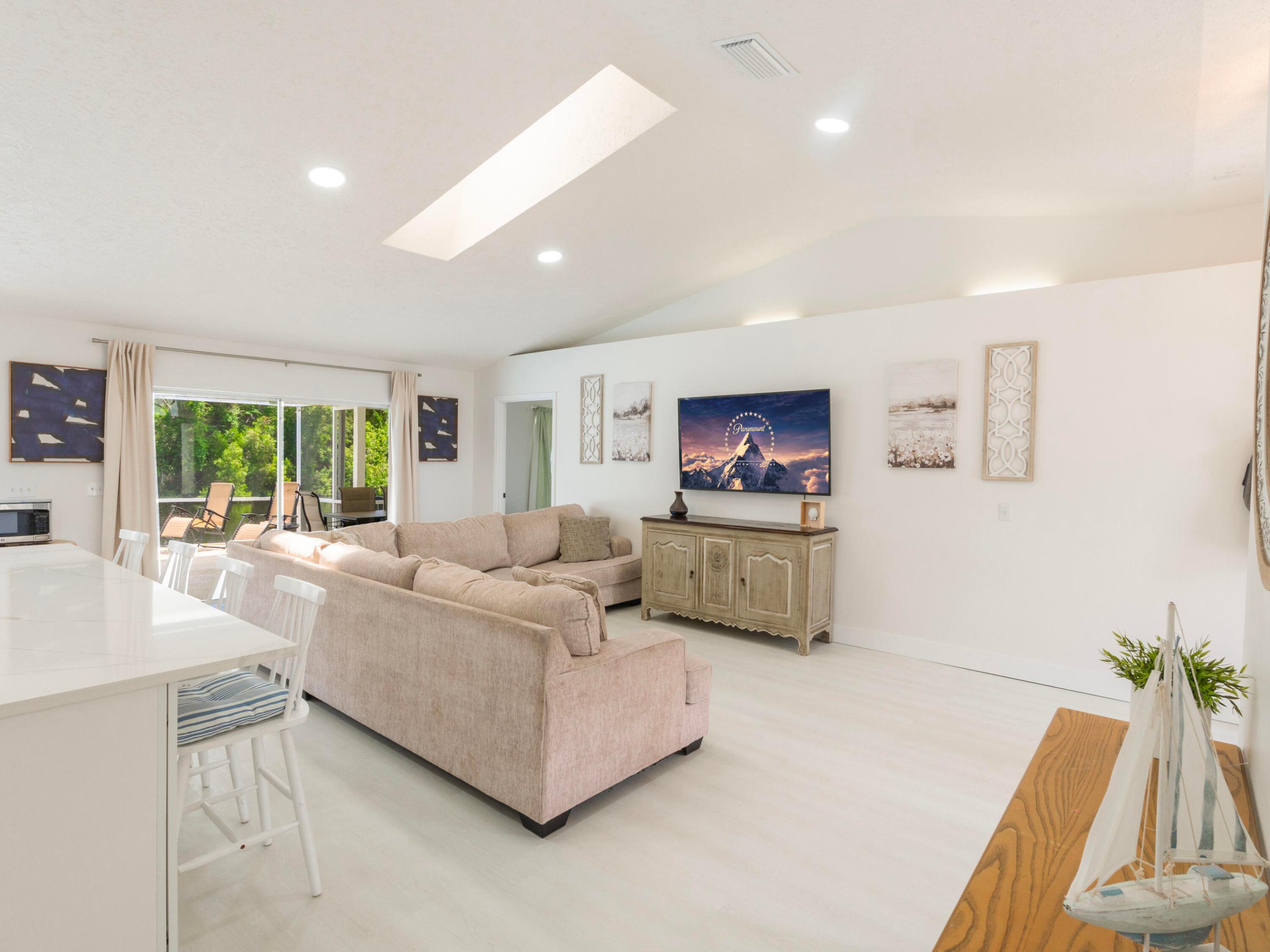 1123 SW Oak Hollow Court, Palm City