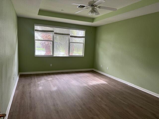 329 SW Otter Run Place, Stuart