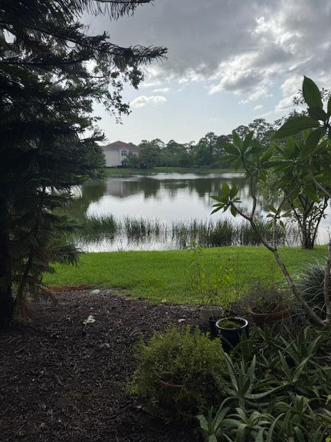 329 SW Otter Run Place, Stuart