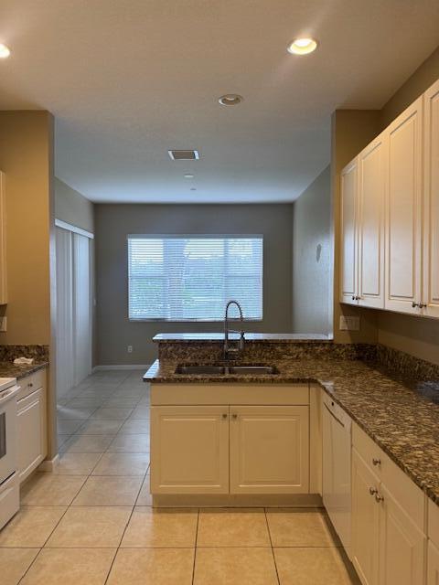 329 SW Otter Run Place, Stuart