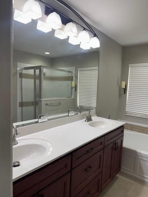 2420 SE Springtree Place, Stuart