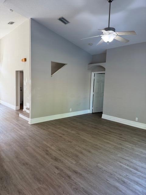 2420 SE Springtree Place, Stuart