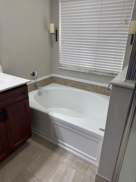 2420 SE Springtree Place, Stuart