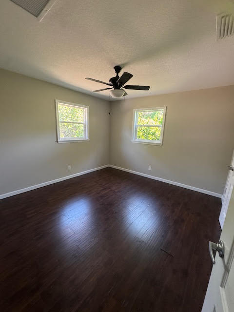 709 SE Alamanda Way, Stuart