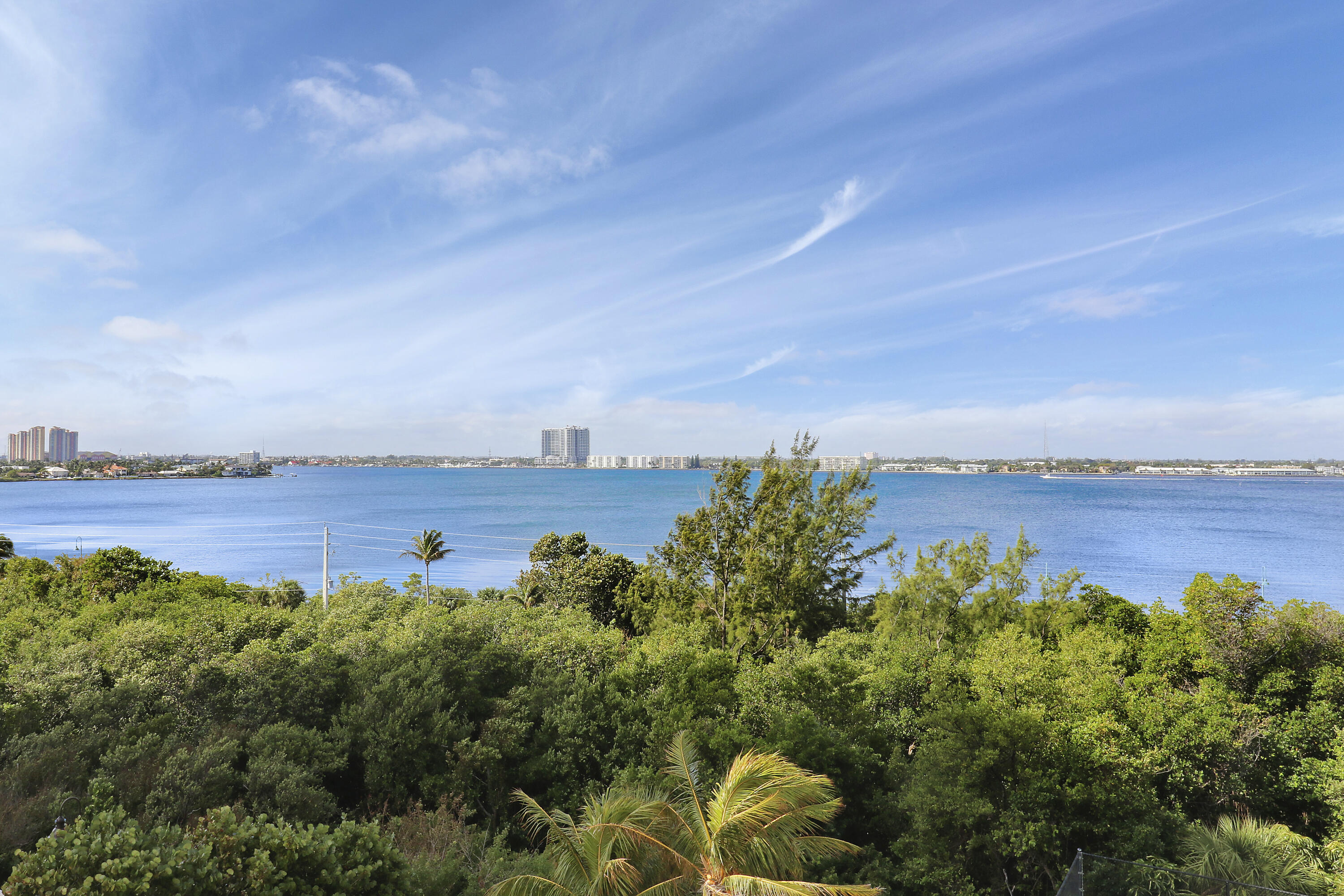 5250 N Ocean Drive 7s, Singer Island Unit: 7s
