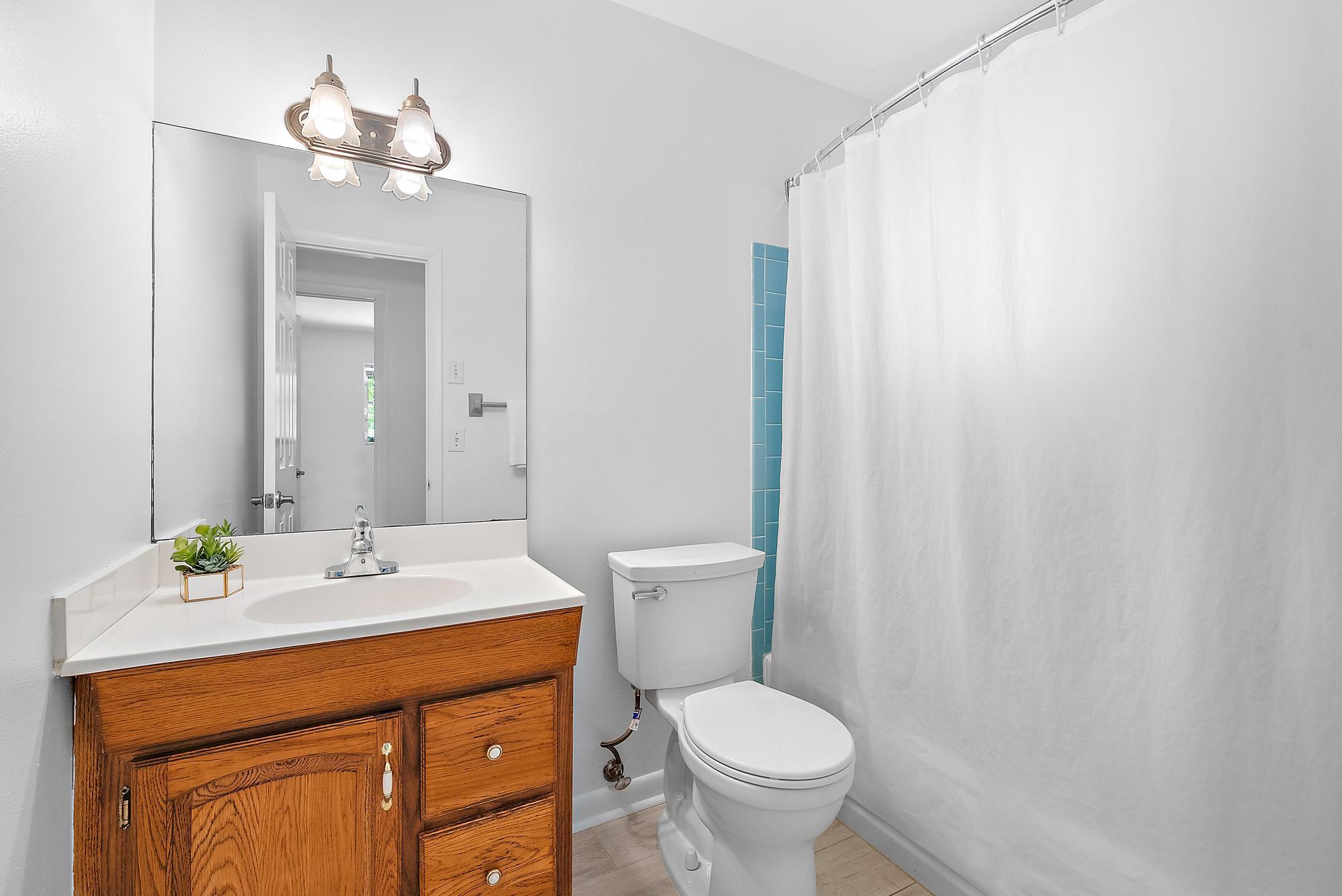 1017 SE 16th Court, Stuart