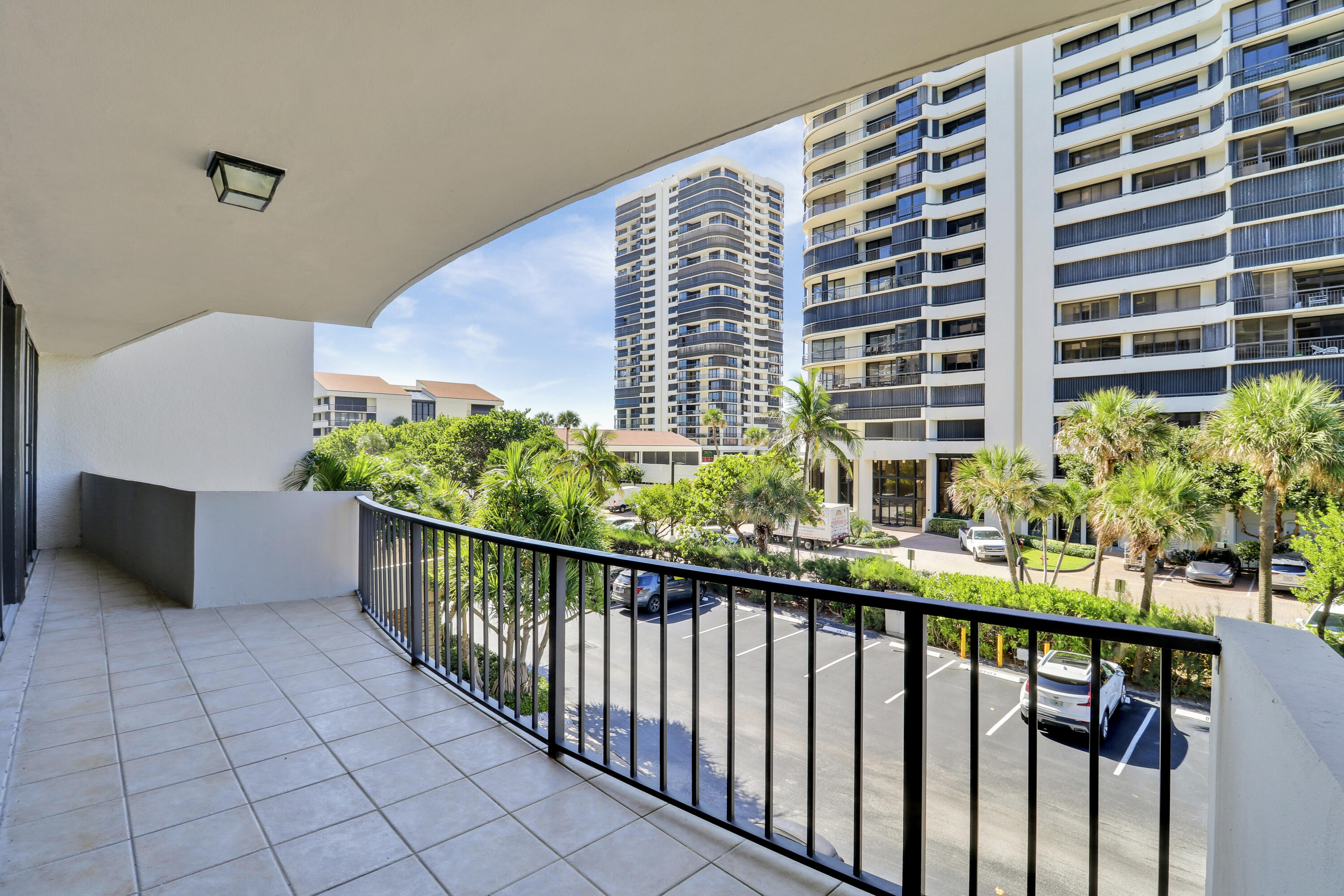 4200 N Ocean Drive 2-204, Singer Island Unit: 2-204