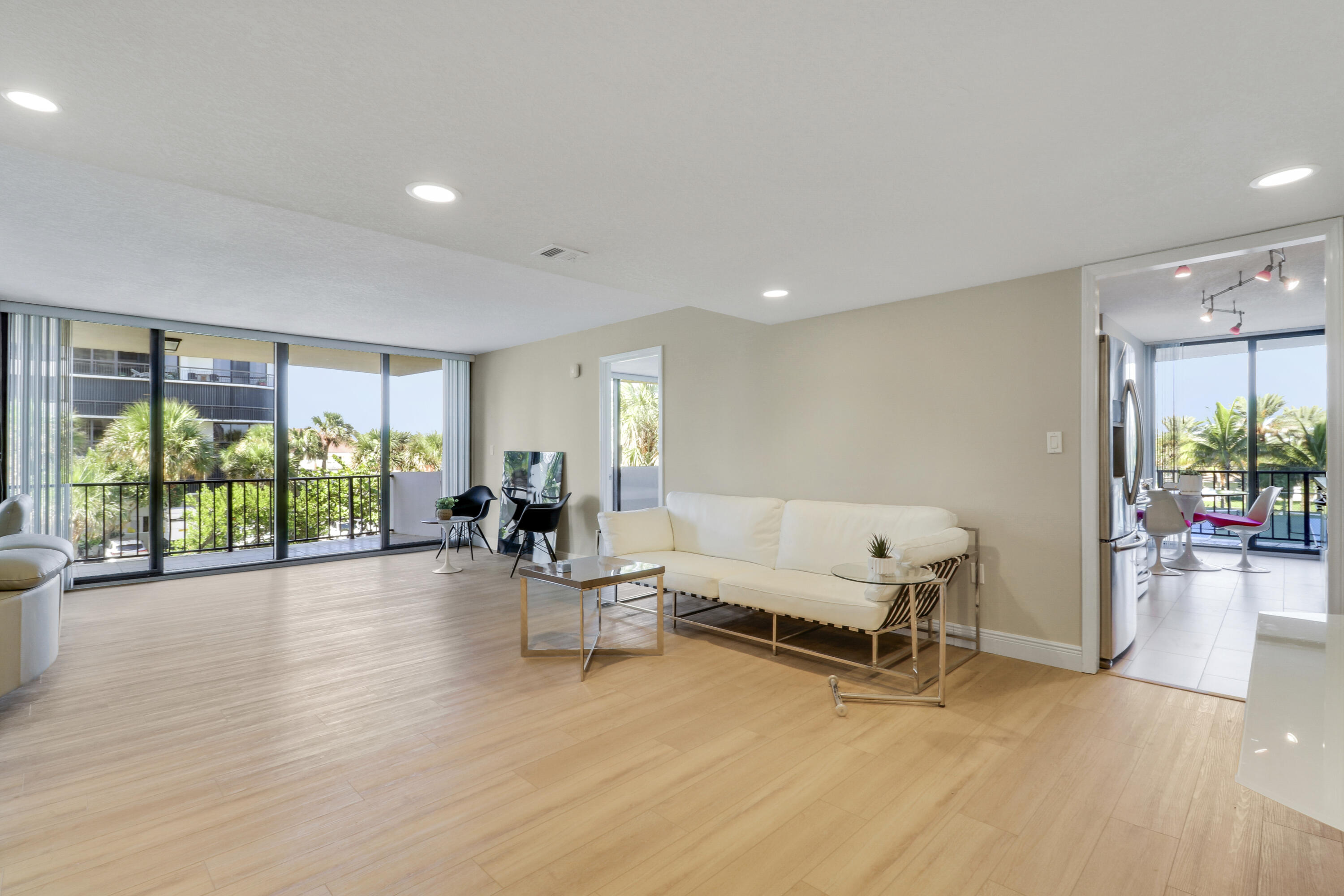 4200 N Ocean Drive 2-204, Singer Island Unit: 2-204