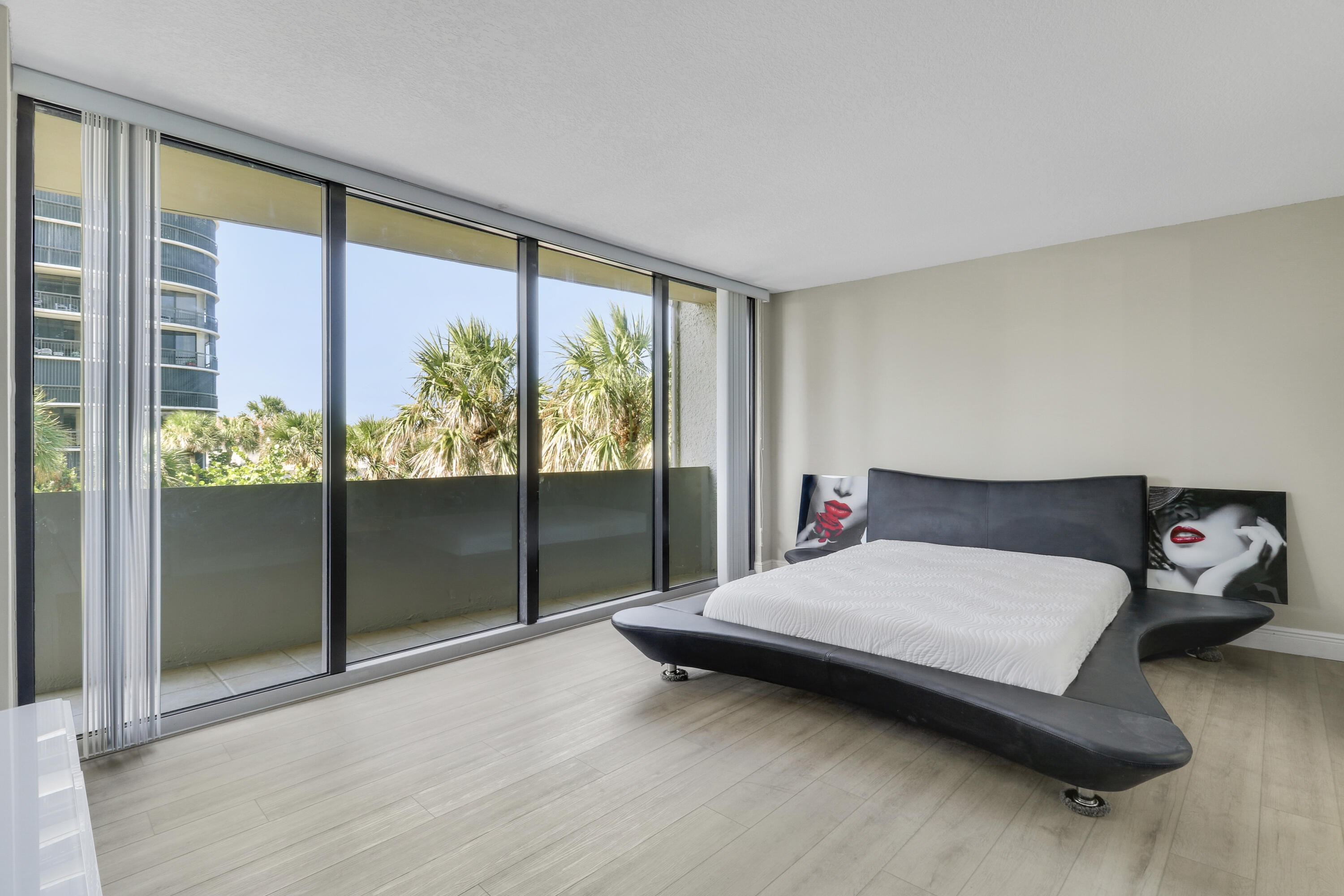 4200 N Ocean Drive 2-204, Singer Island Unit: 2-204