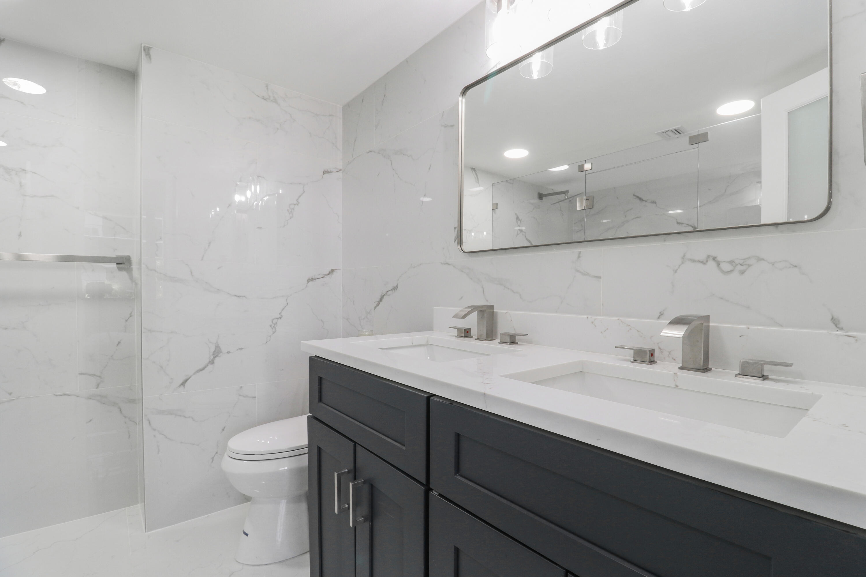 4200 N Ocean Drive 2-204, Singer Island Unit: 2-204