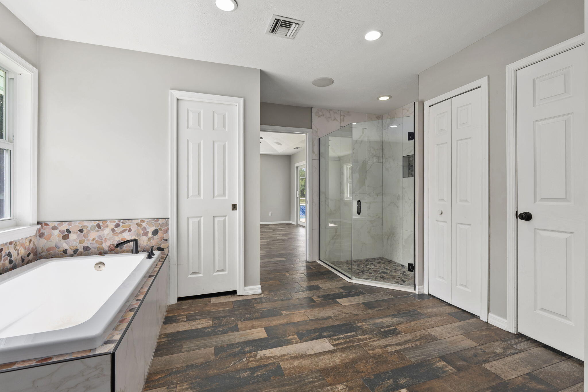 5454 SW Quail Hollow Street