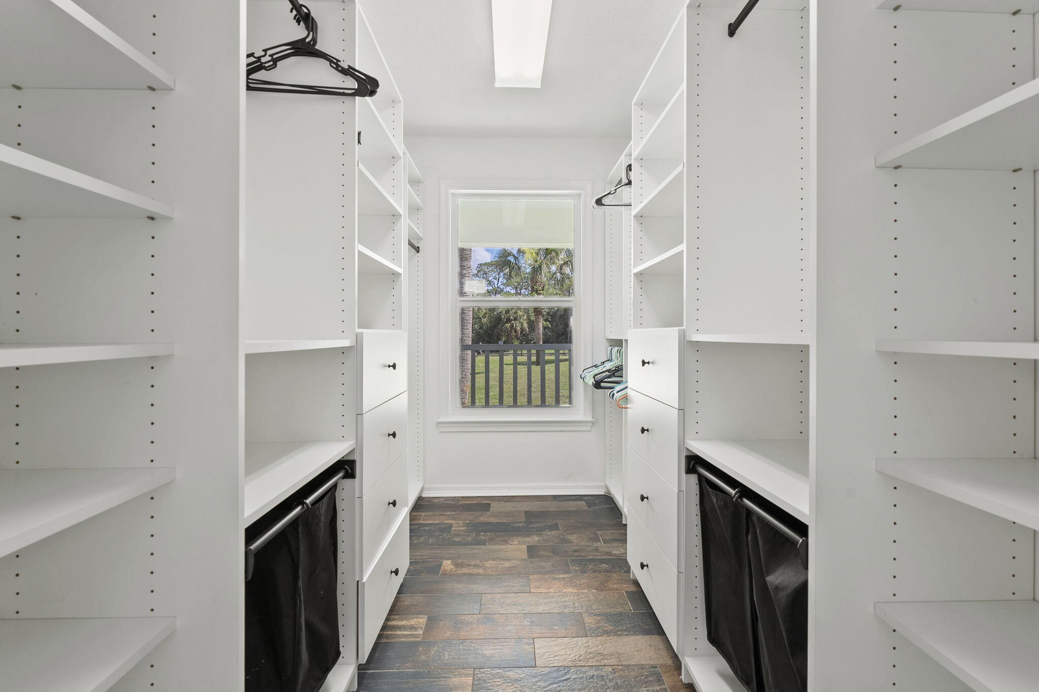 5454 SW Quail Hollow Street