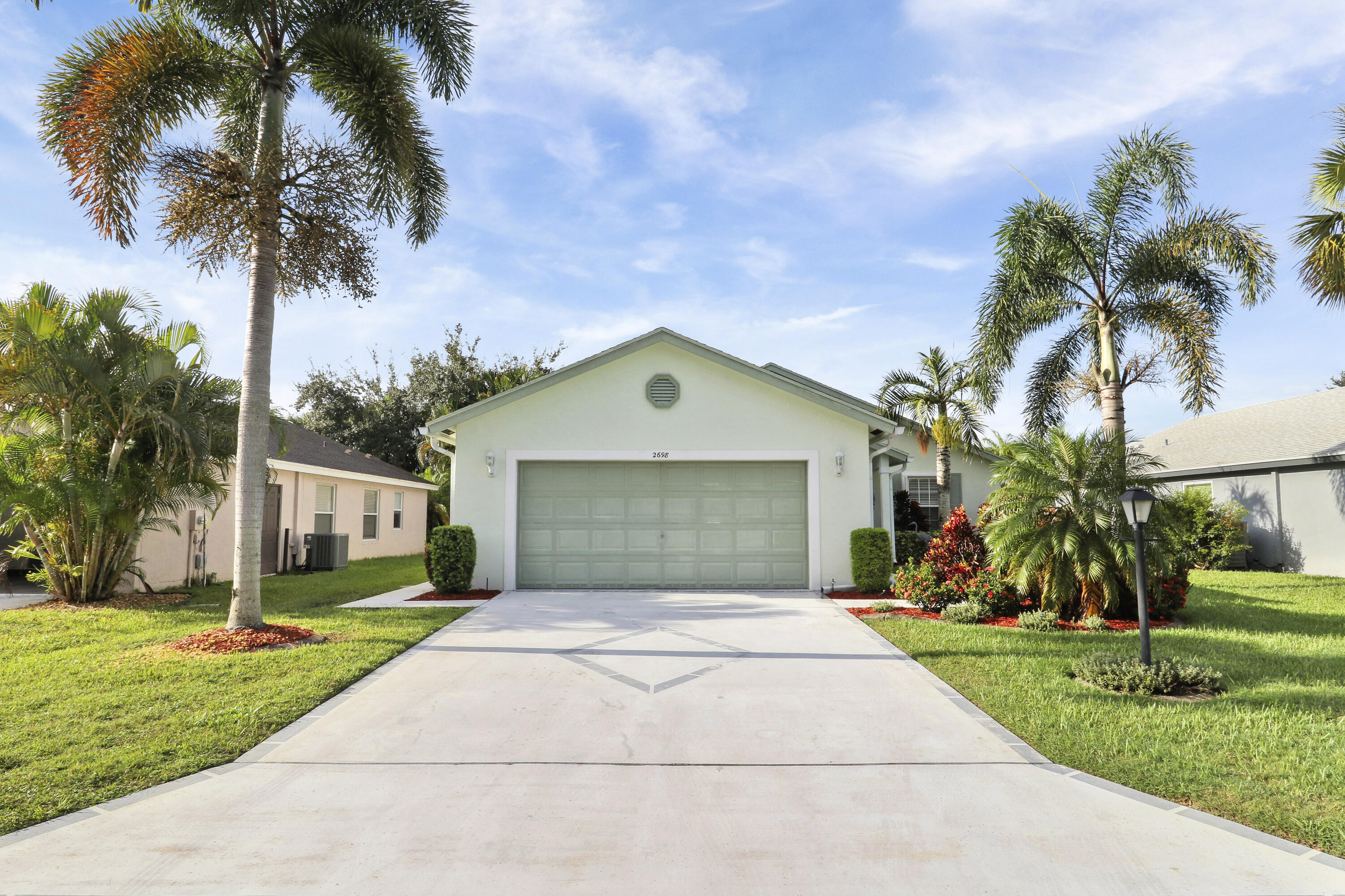 2698 SW Versailles Terrace, Stuart