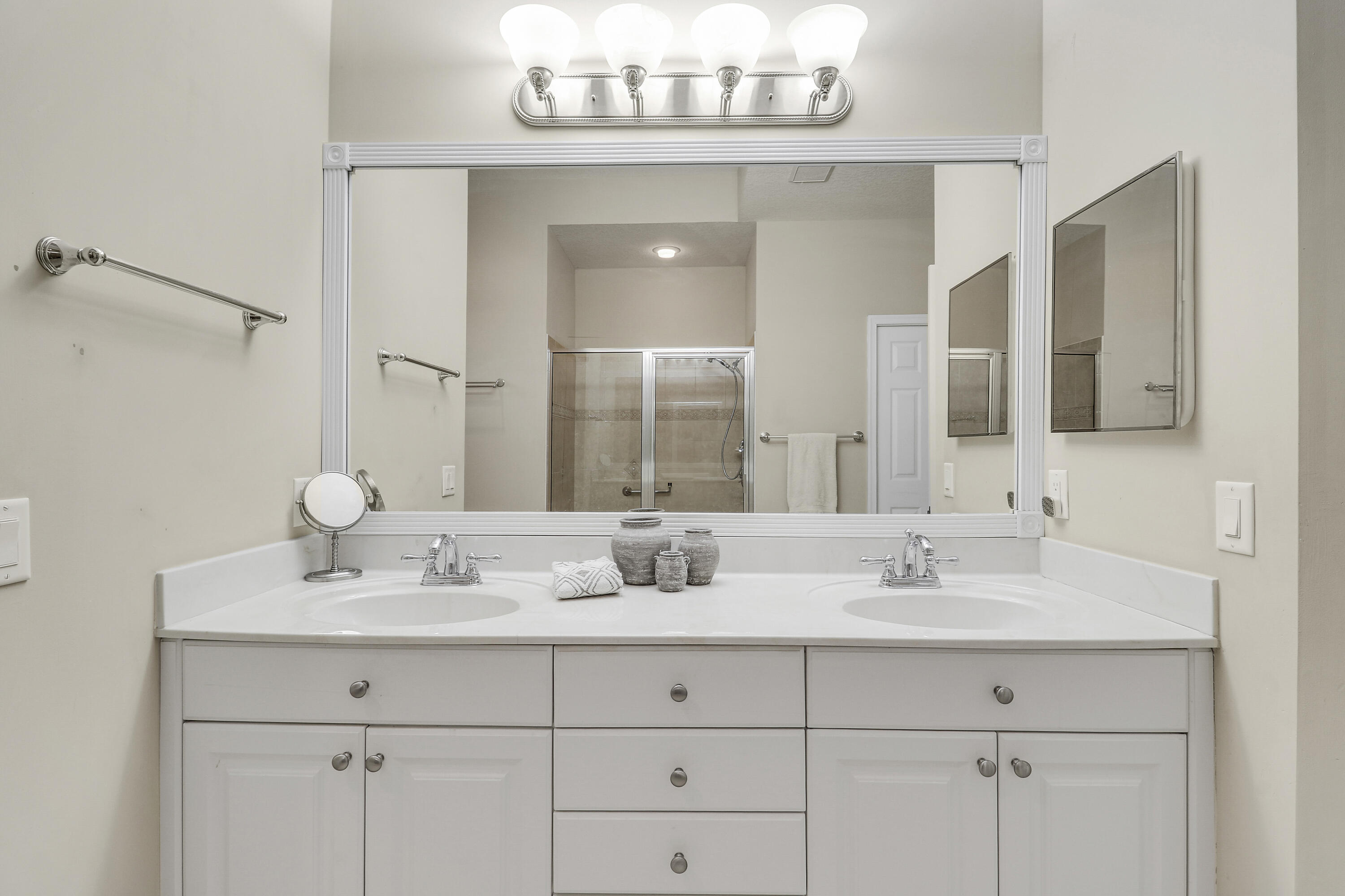 149 SE Ashley Oaks Way