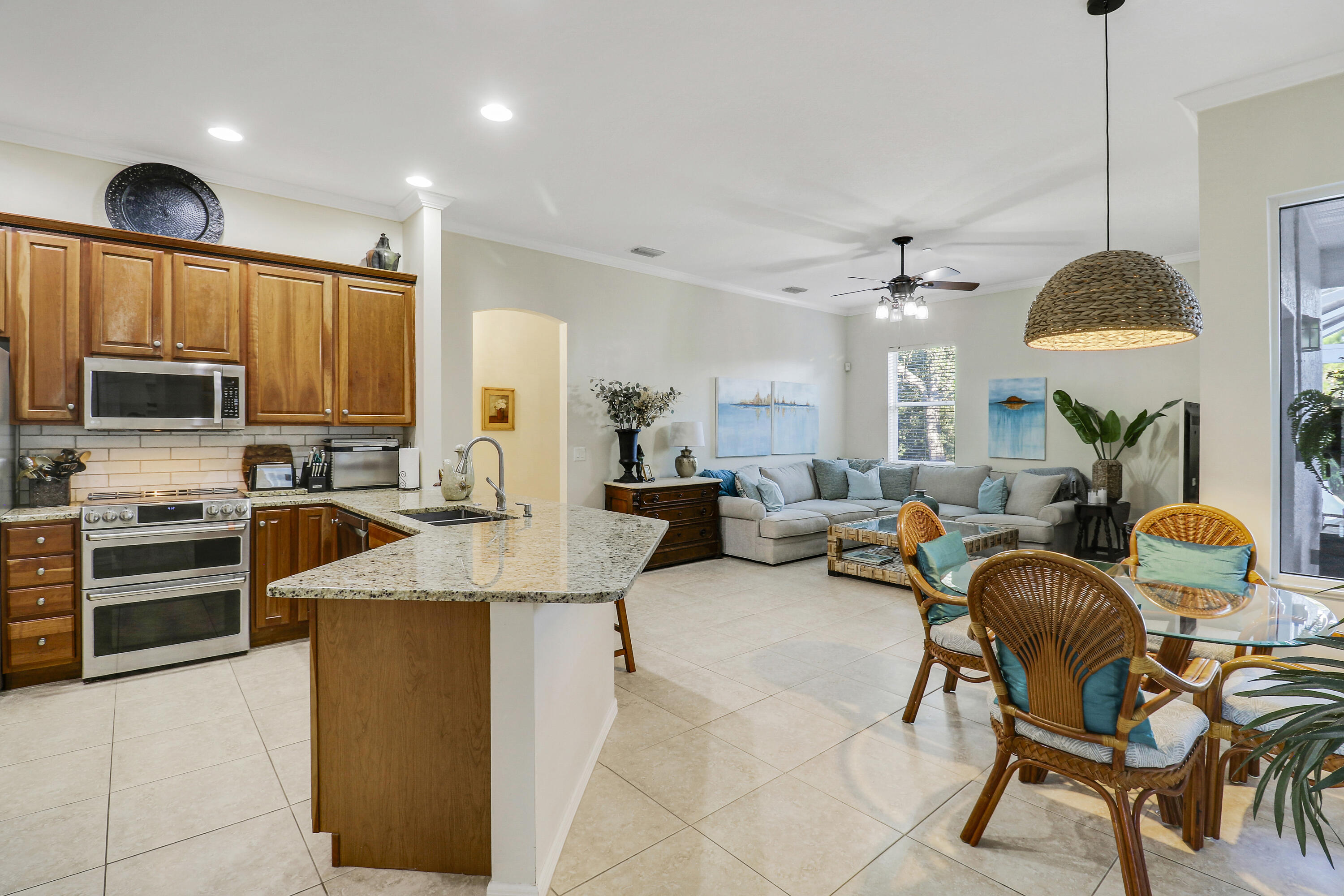 149 SE Ashley Oaks Way