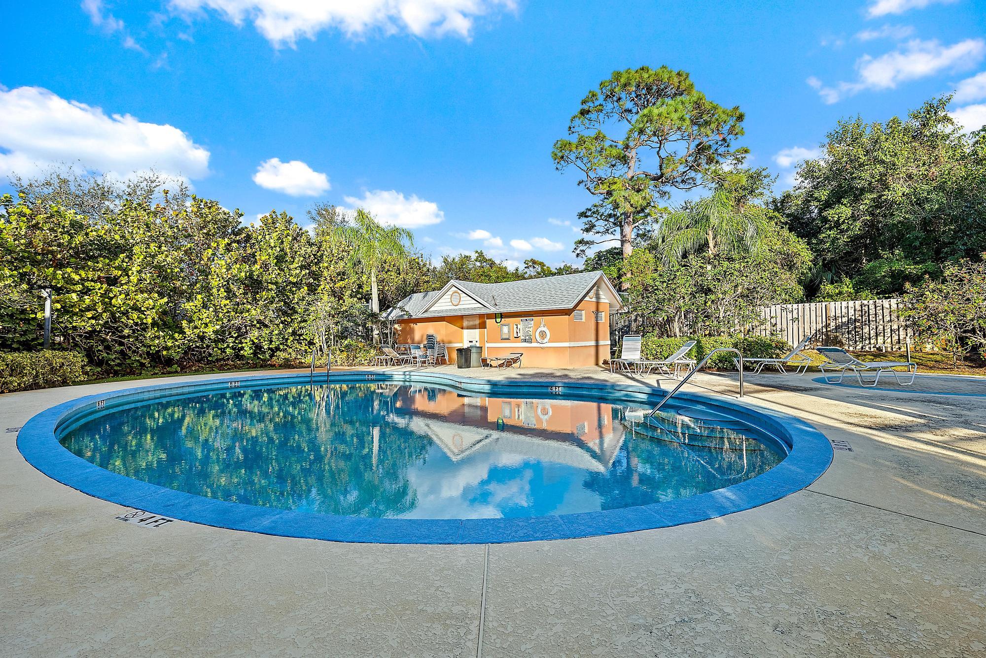 81 SE Beech Tree Lane, Stuart