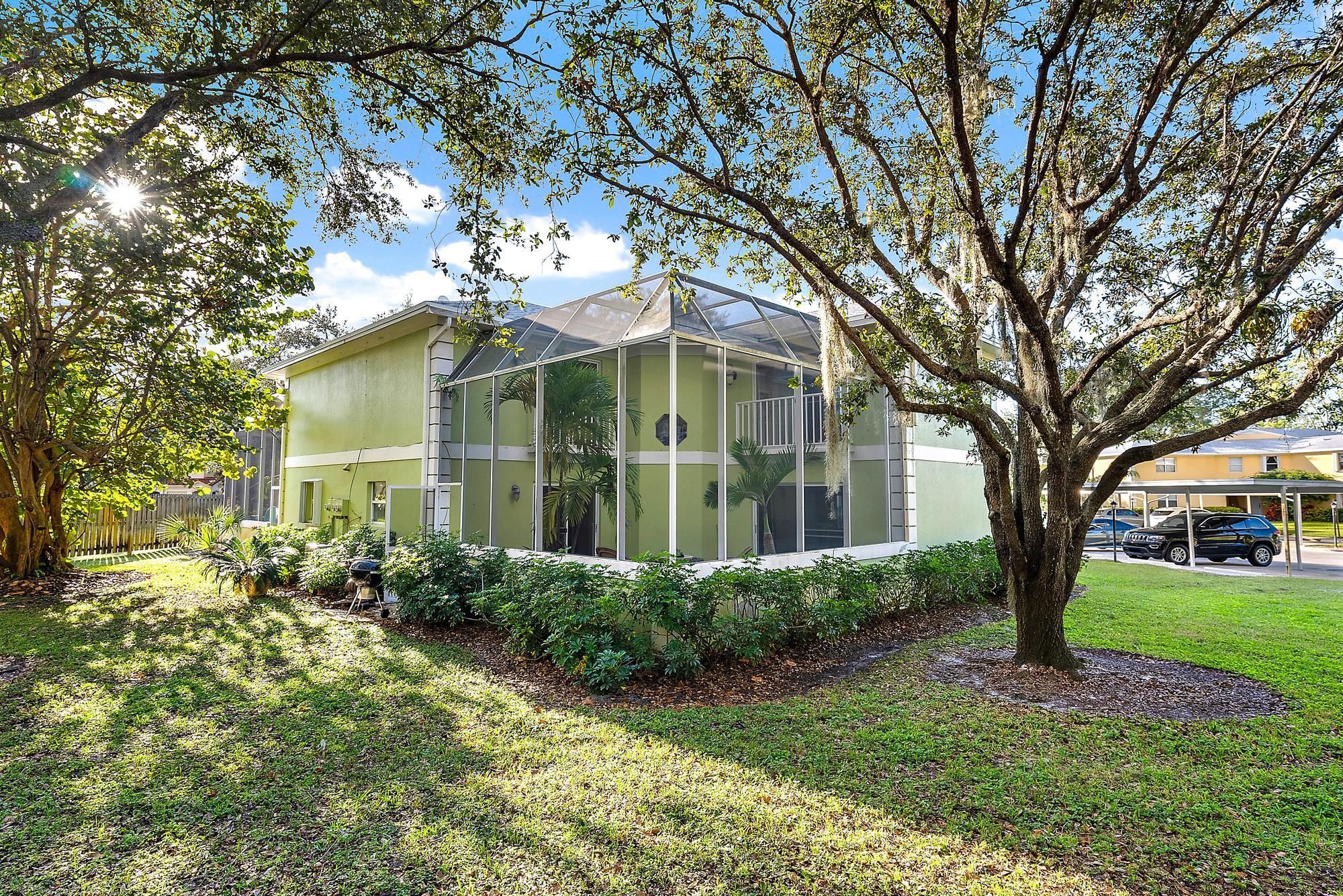 81 SE Beech Tree Lane, Stuart