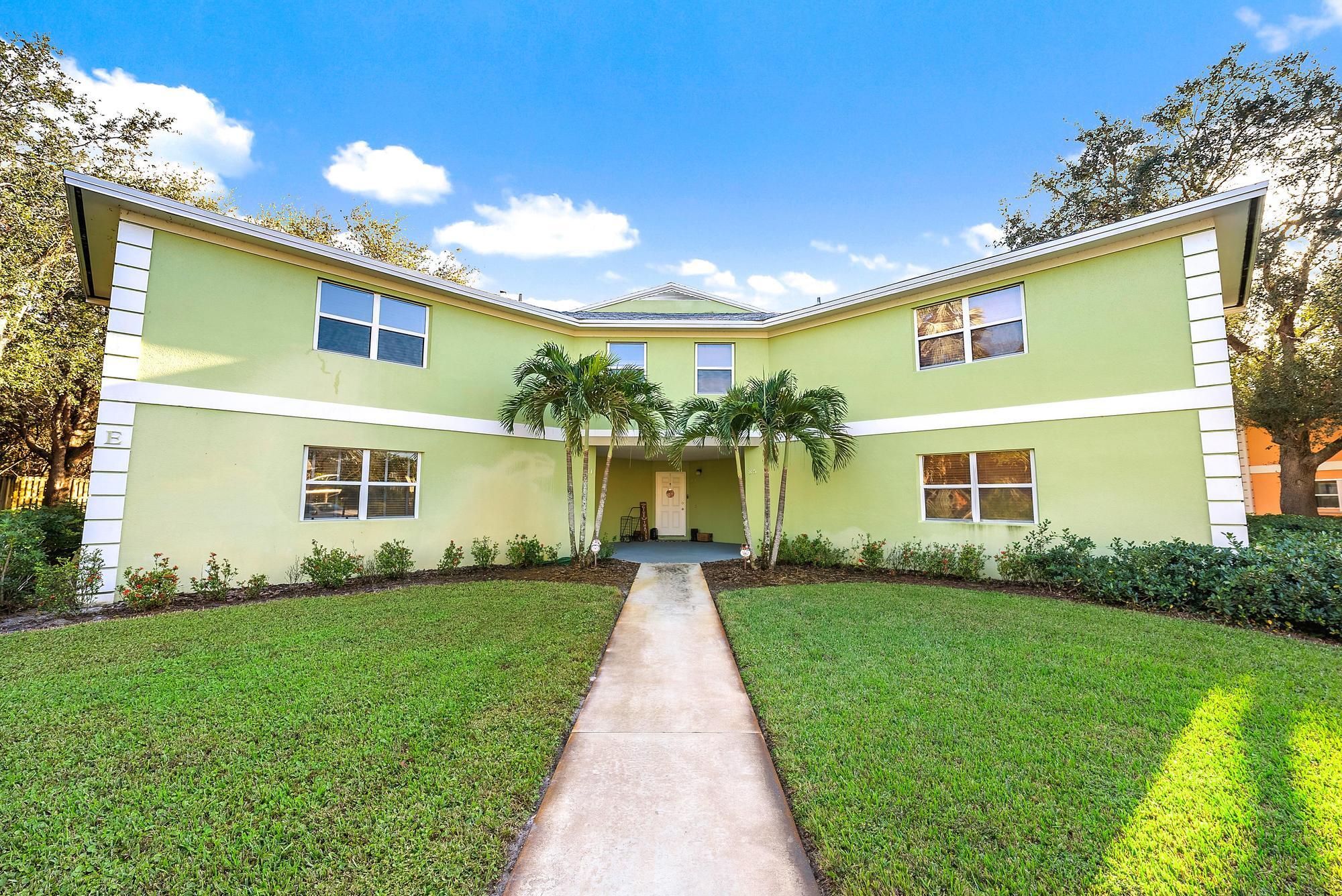 81 SE Beech Tree Lane, Stuart