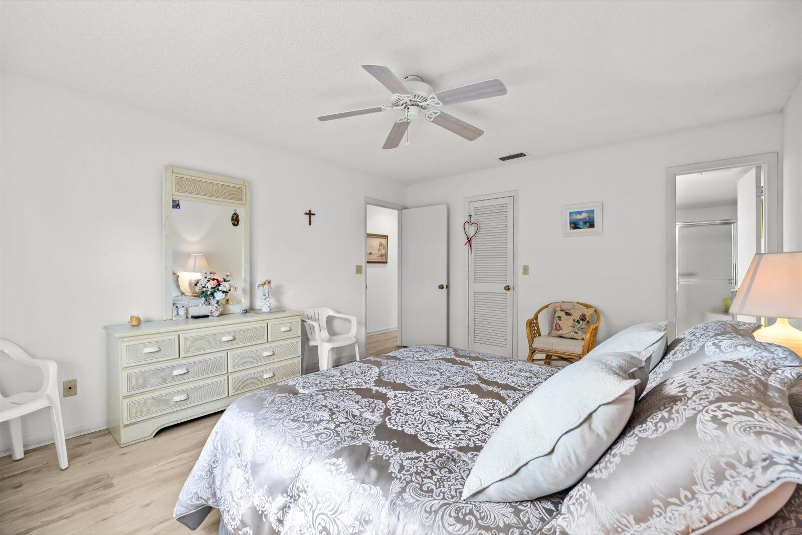 1250 SE Parkview Place C6