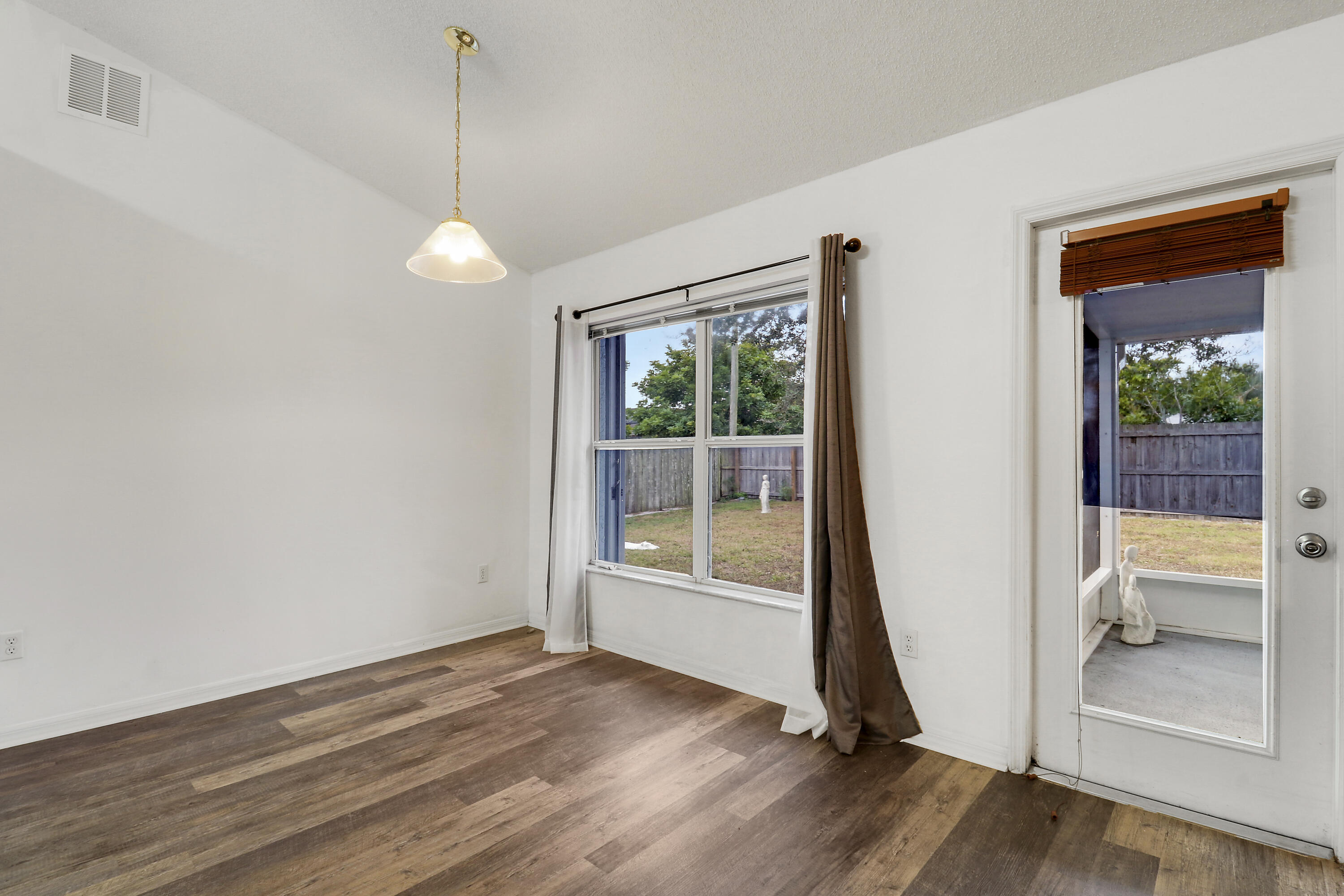 4074 SW Darwin Boulevard, Port St. Lucie