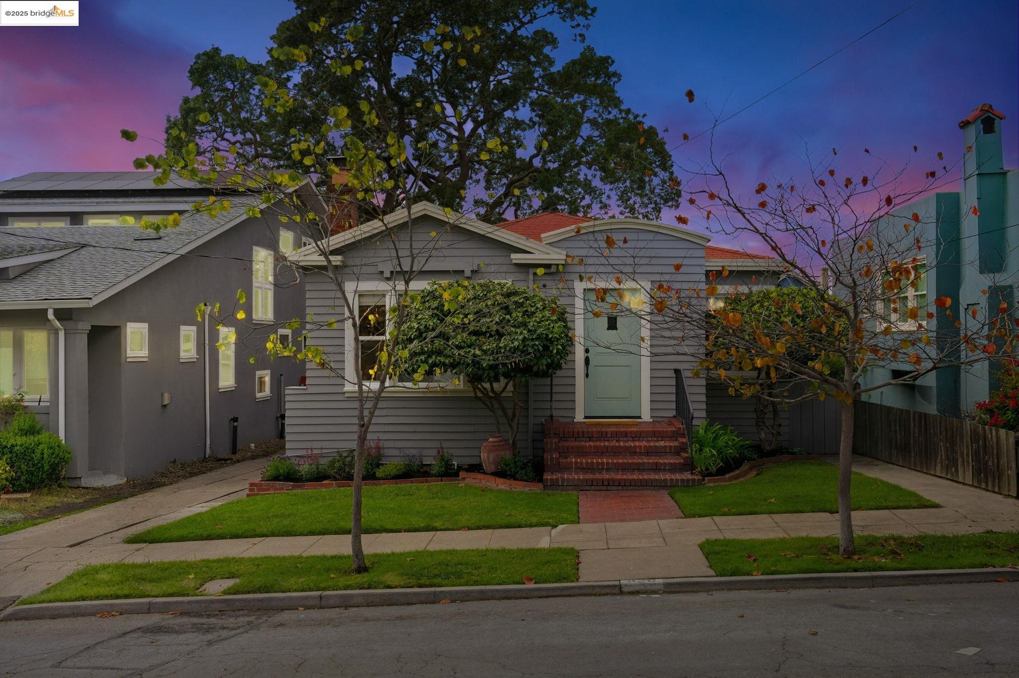 920 Neilson St