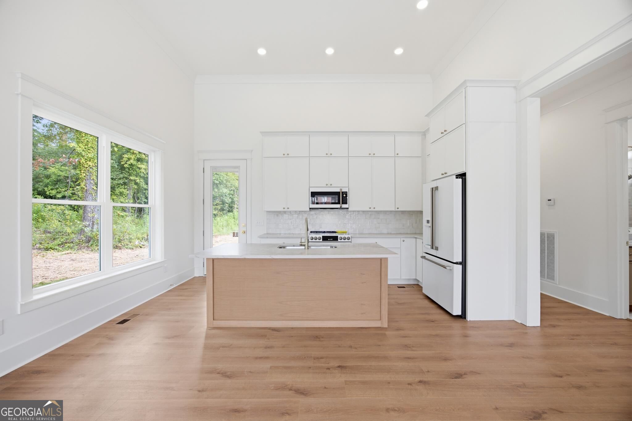 358 Thomas Road