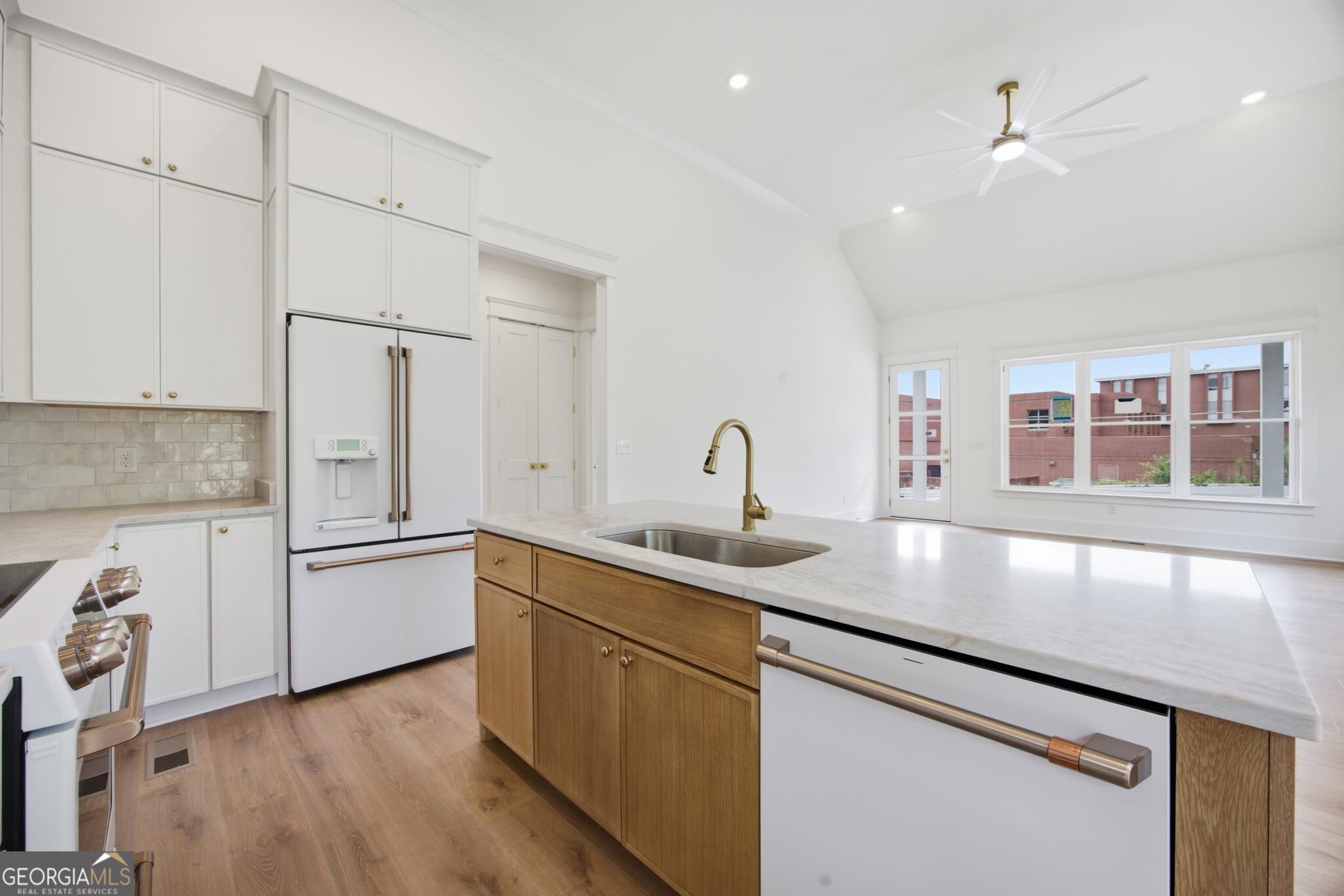 358 Thomas Road