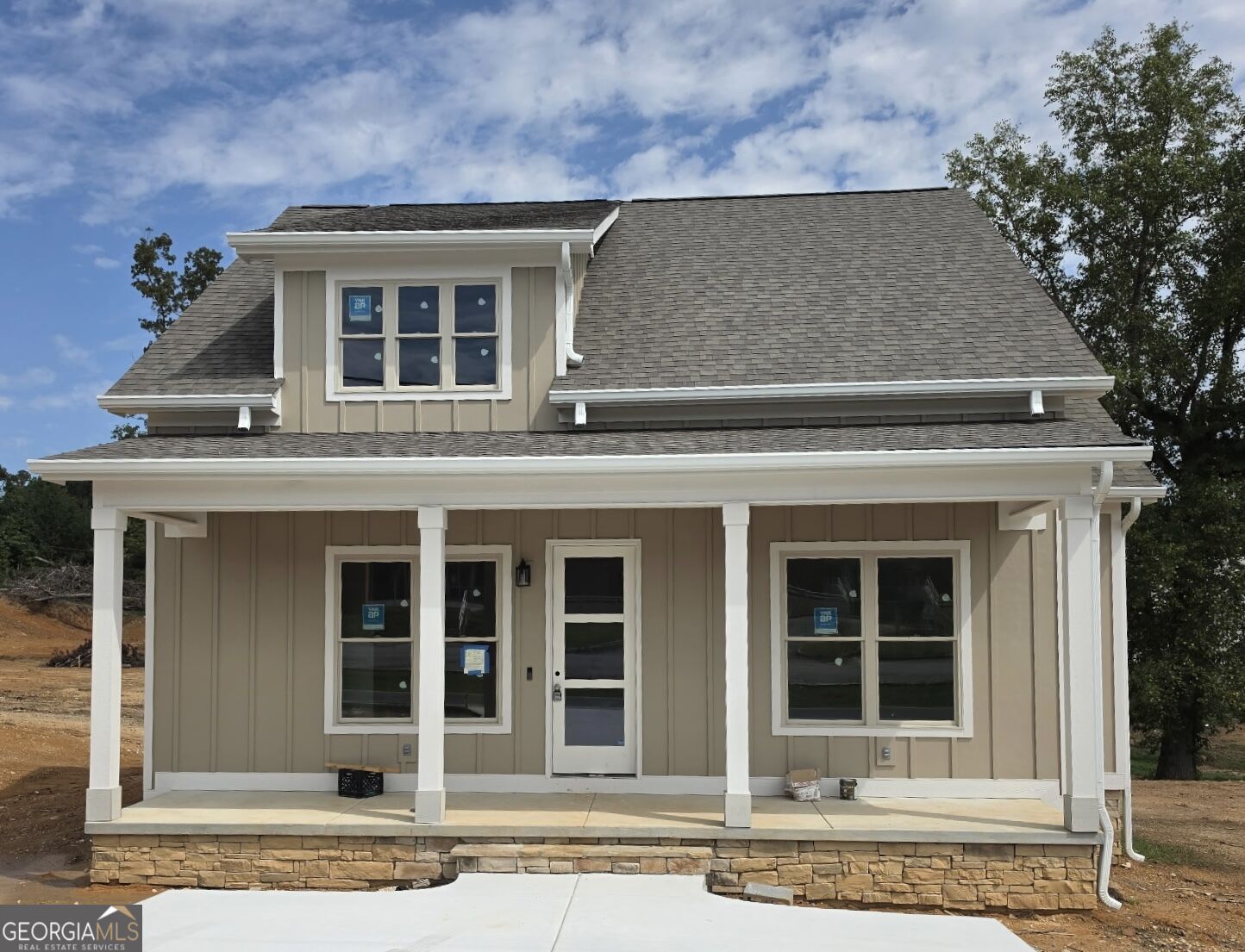 302 Thomas Road