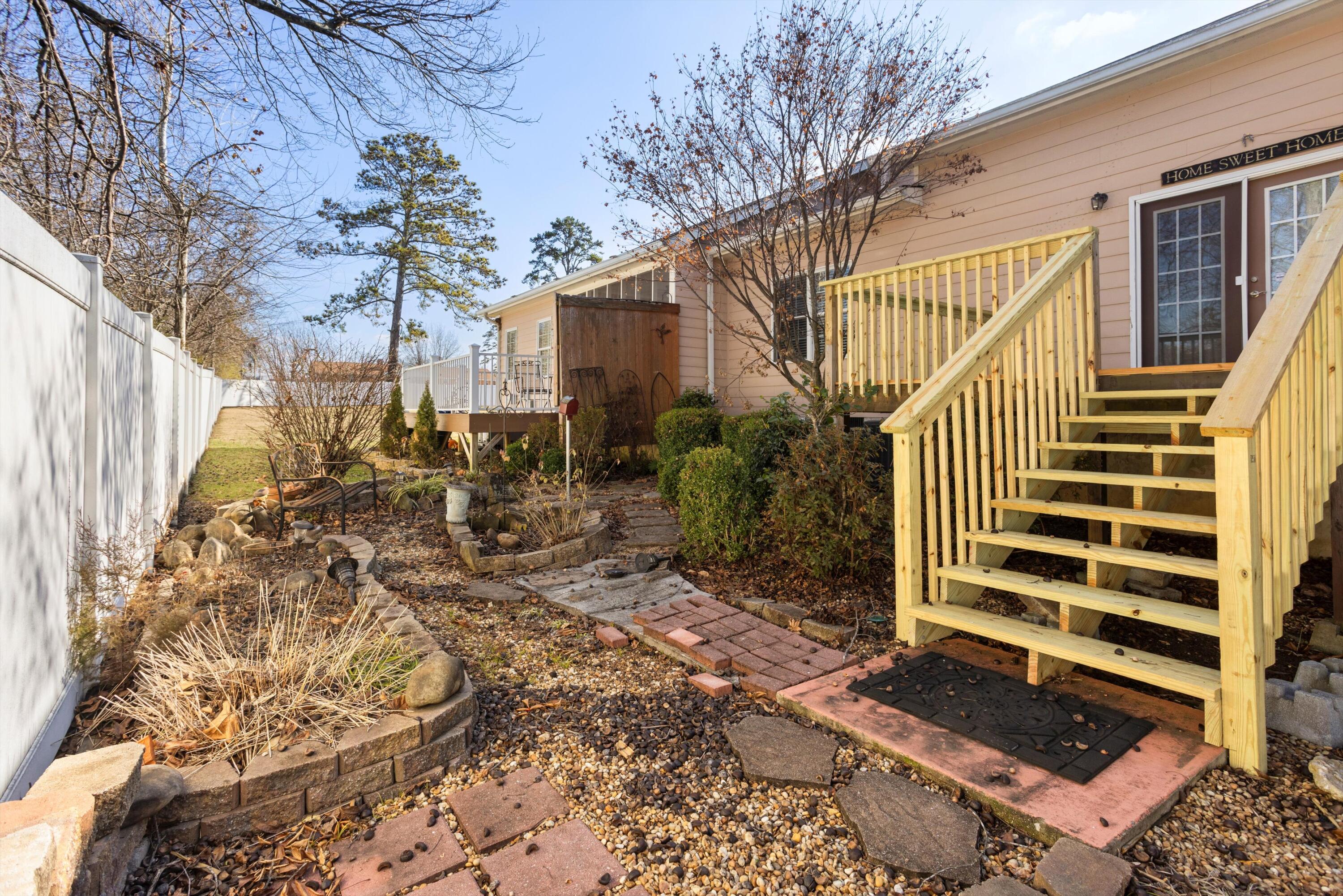 2536 Saint Lucie Court