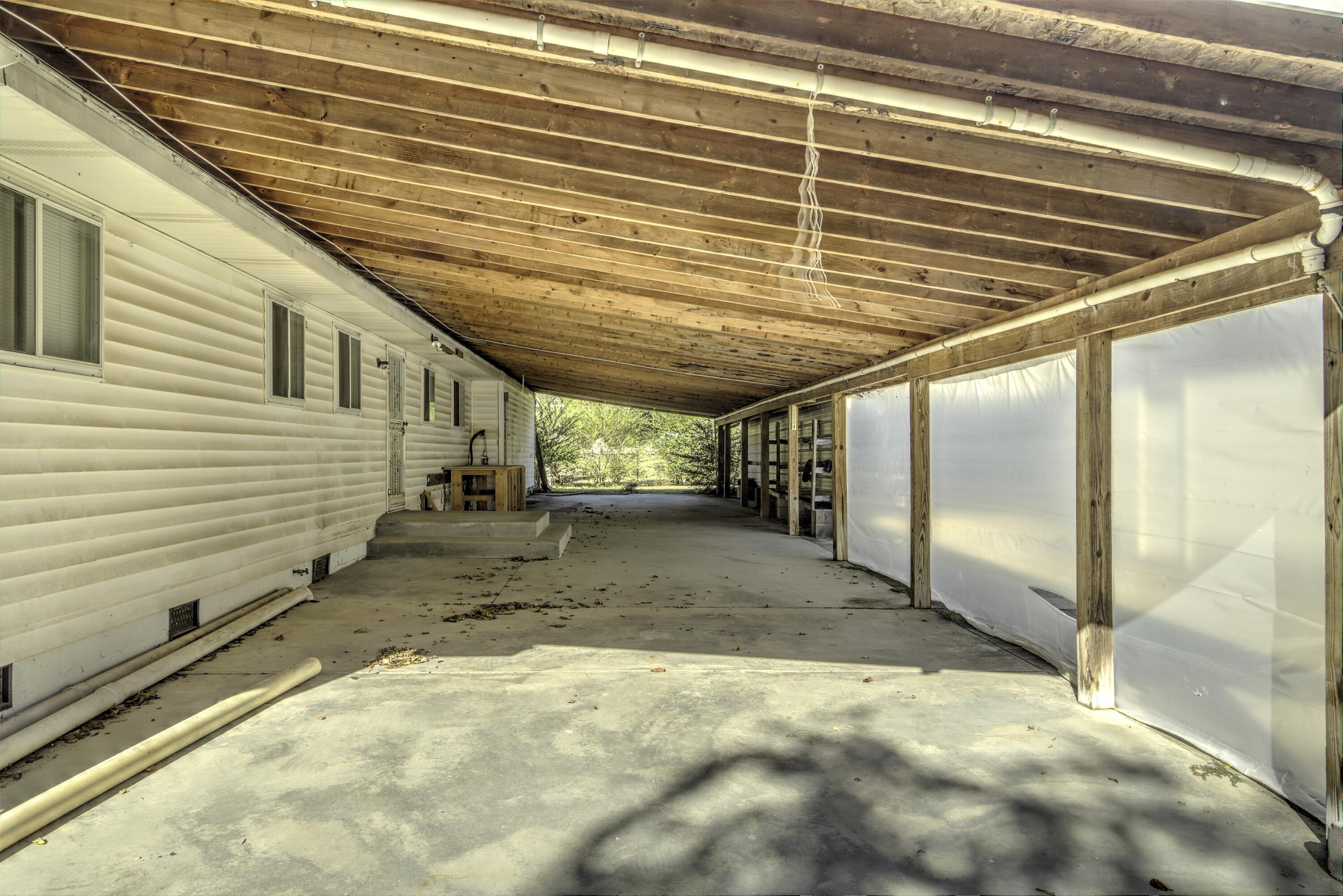 2412 Standifer Gap Road