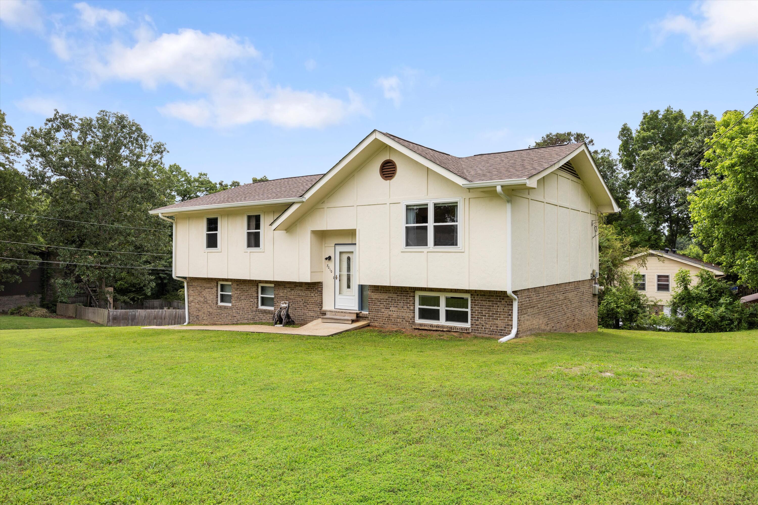 7010 Glacier Lane