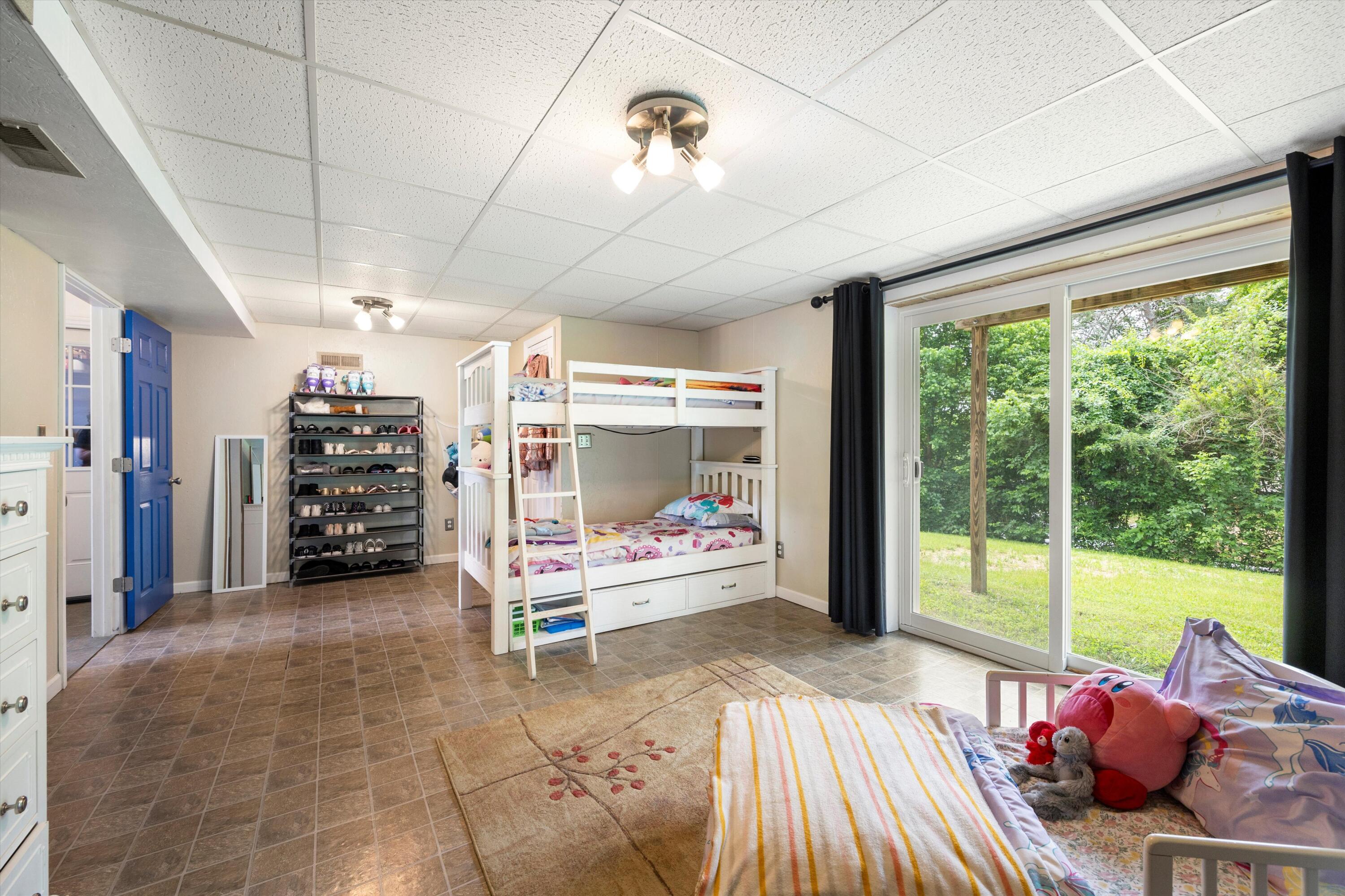 7010 Glacier Lane