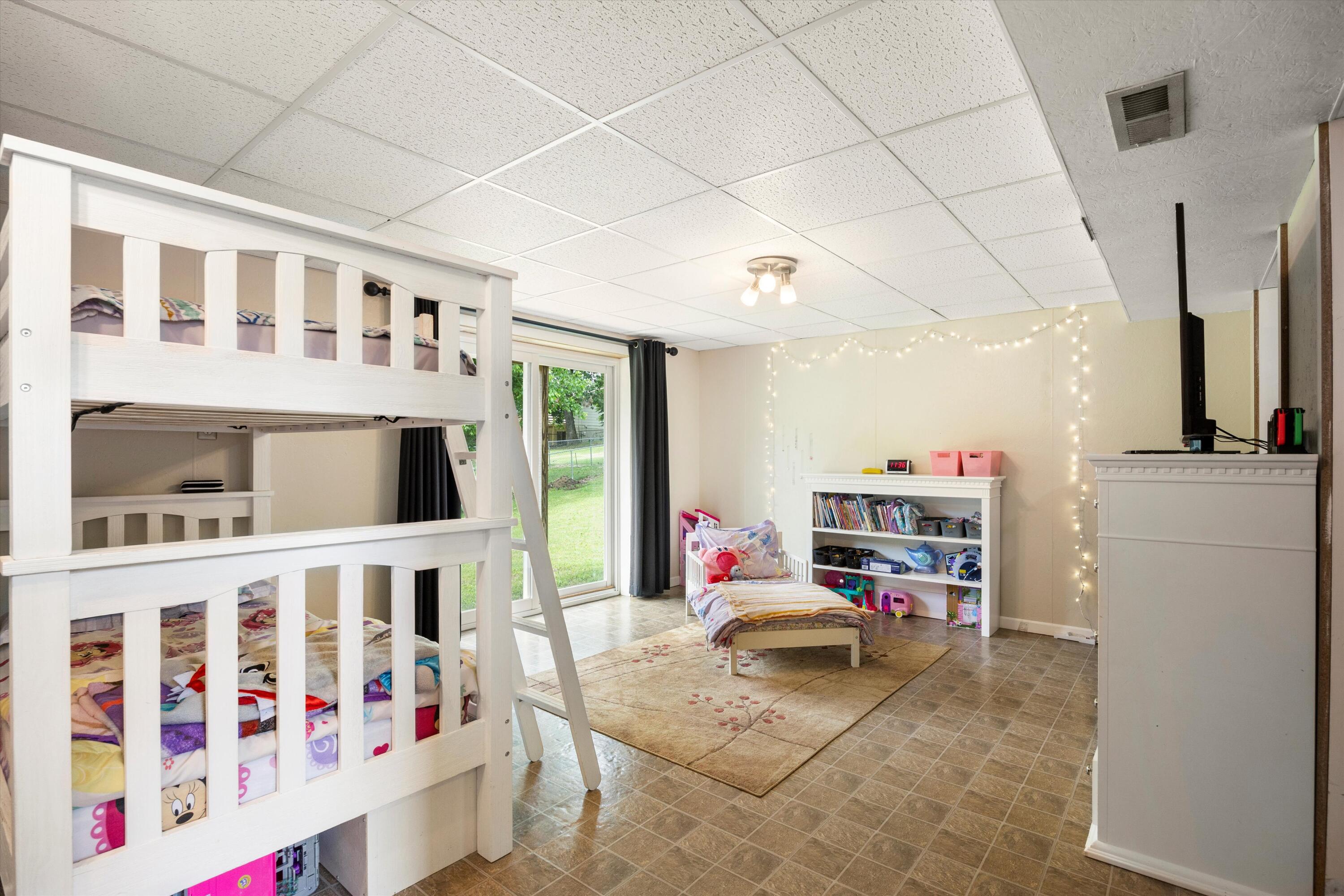 7010 Glacier Lane