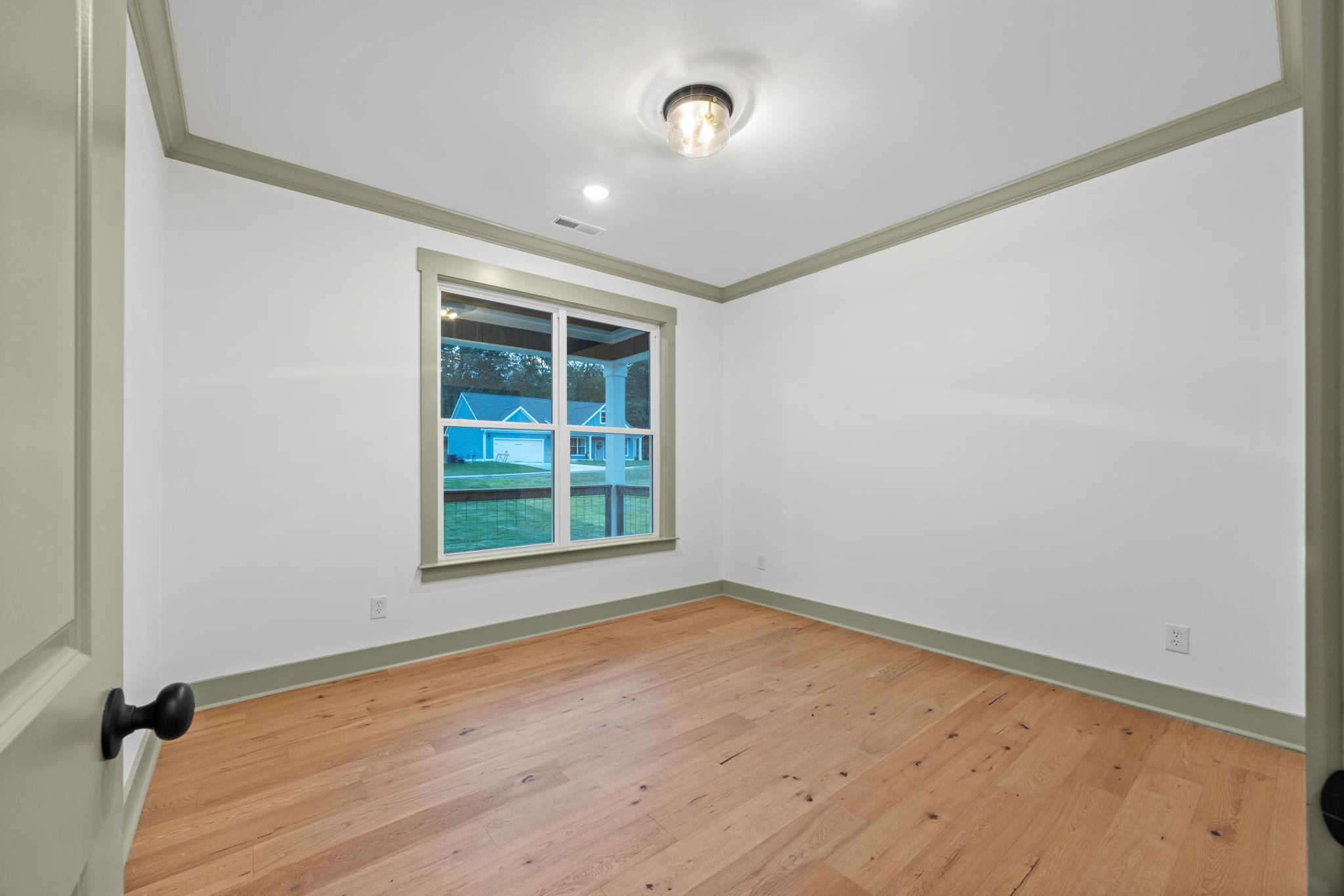 408 Sentry Oaks