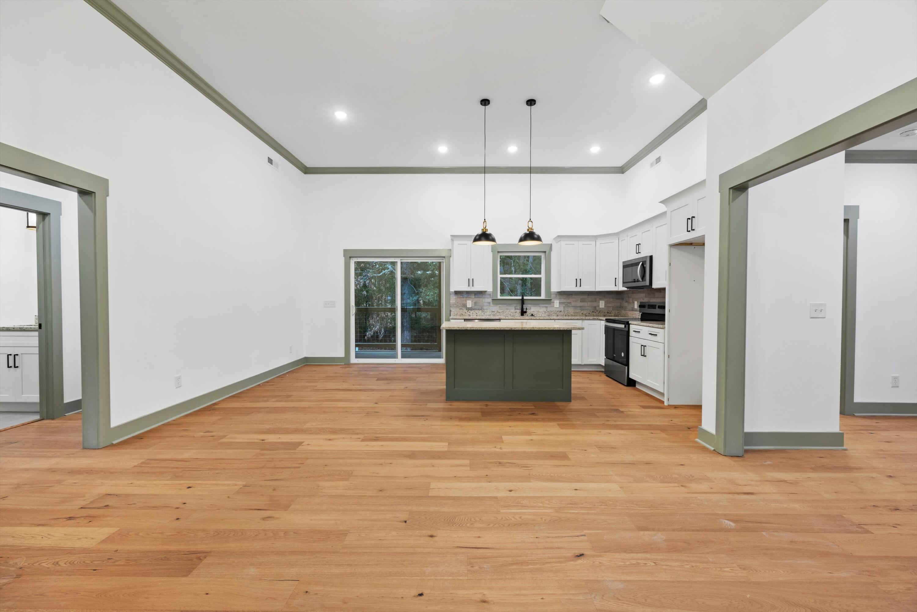 408 Sentry Oaks
