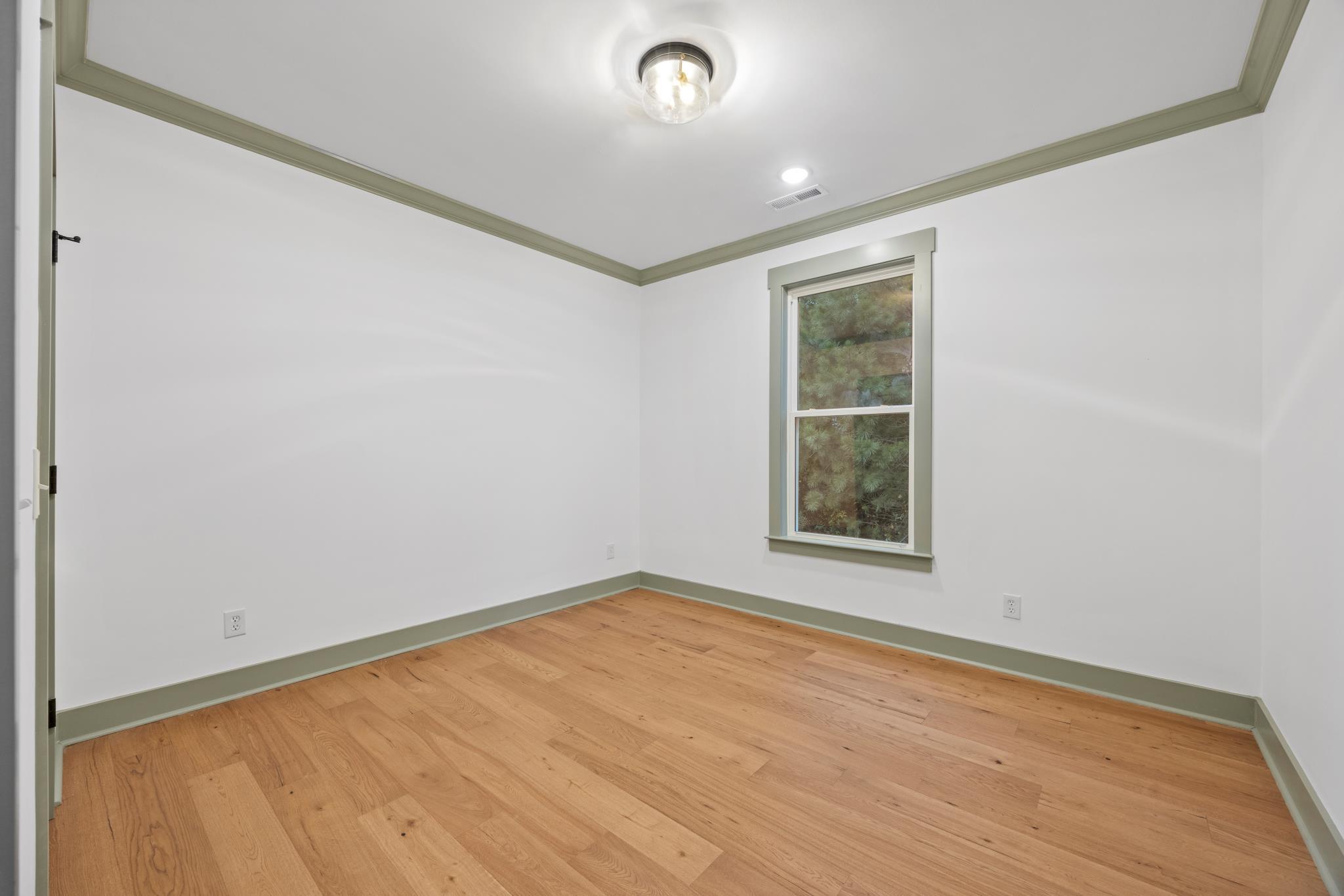 408 Sentry Oaks