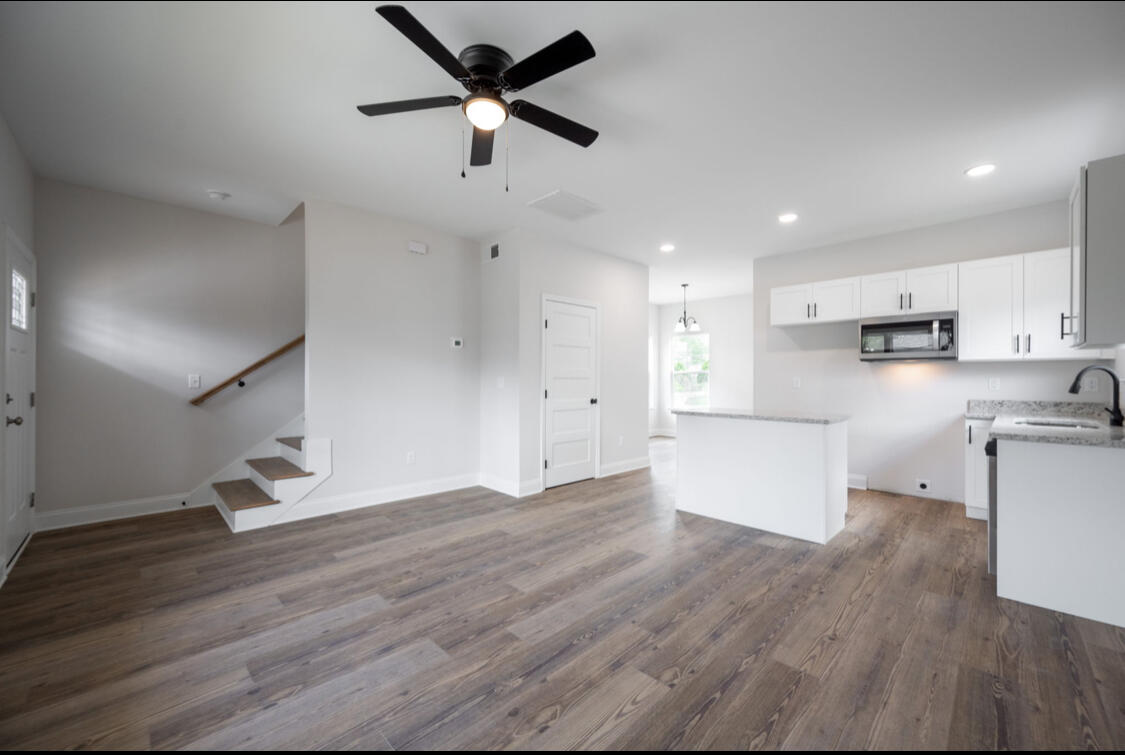 1618 E 49th Street