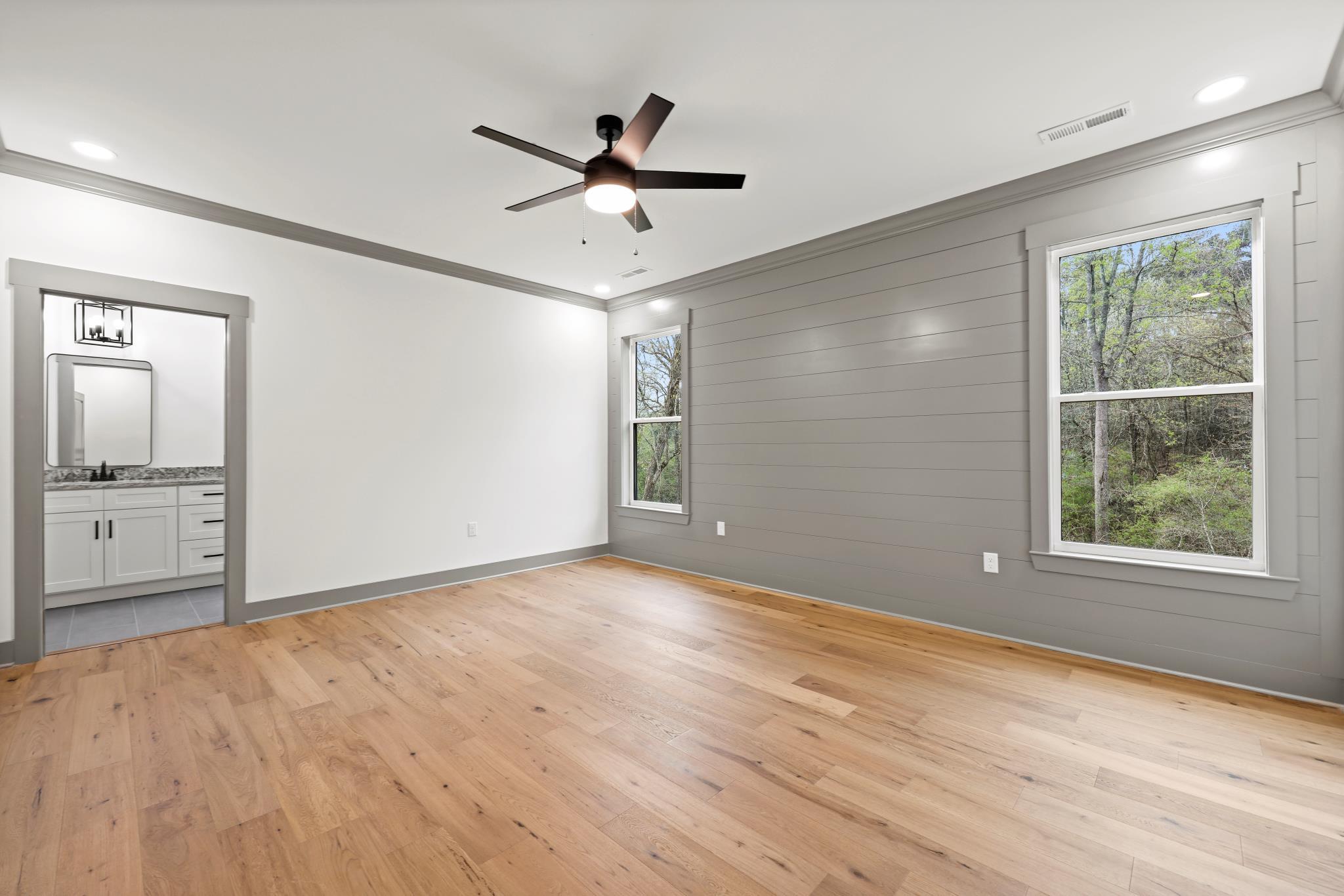 253 Sentry Oaks