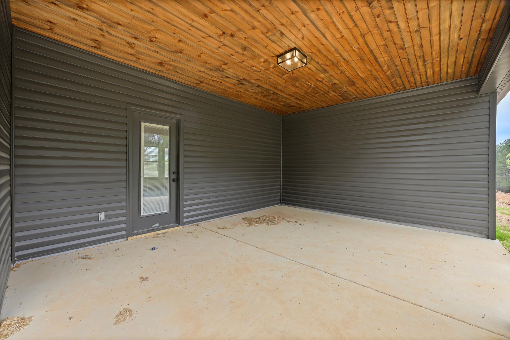 253 Sentry Oaks