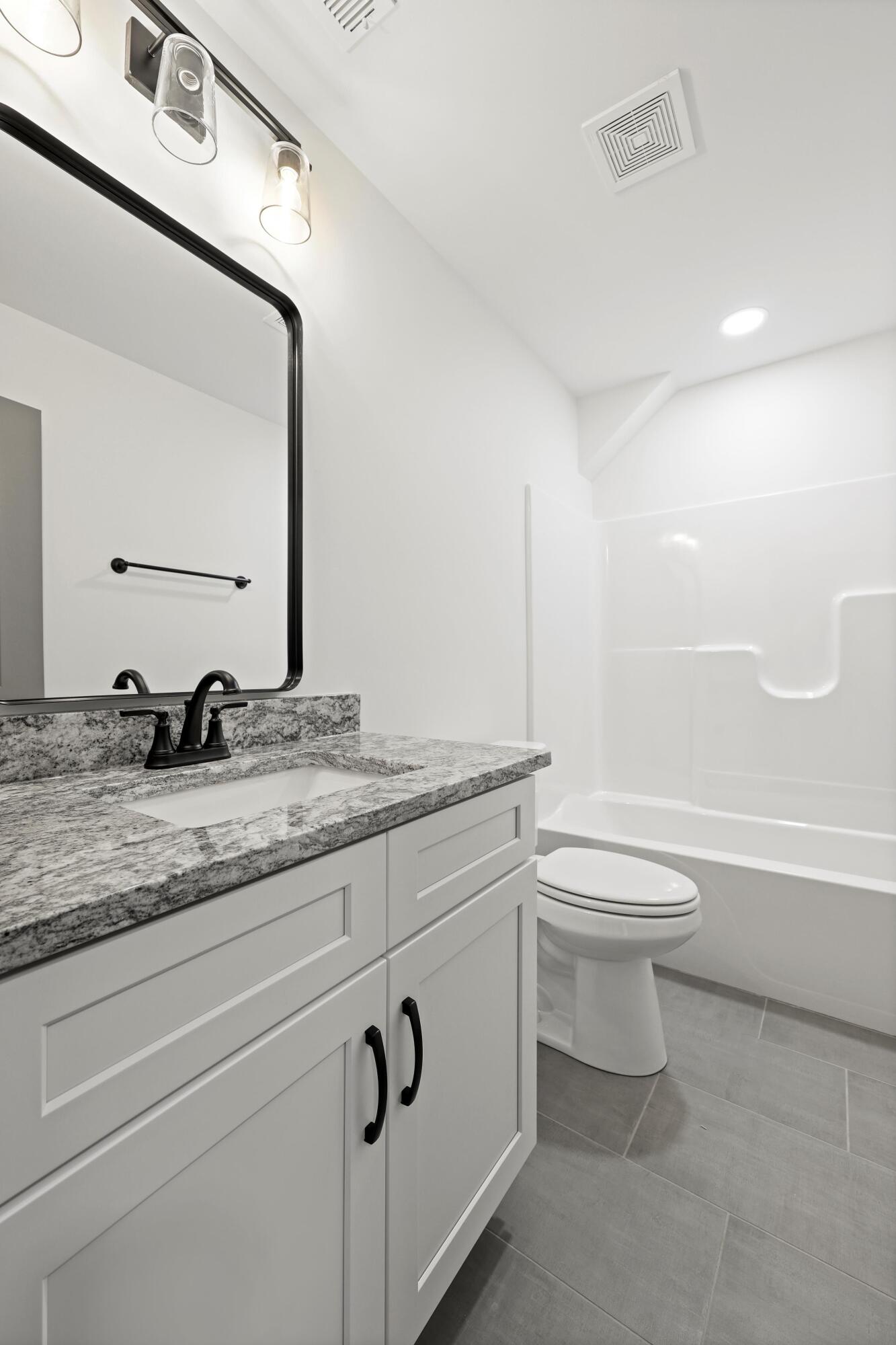 253 Sentry Oaks