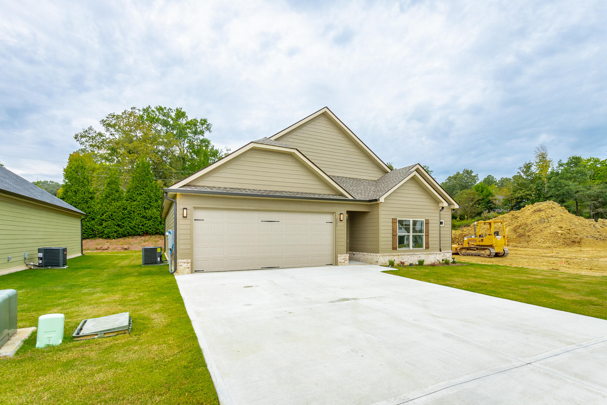 221 Willow Grove Court